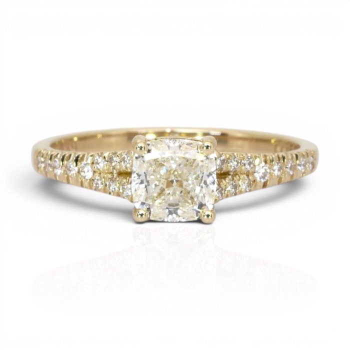1.21 Carats GCI Certified Natural Diamond 14K Yellow Gold Pave Ring