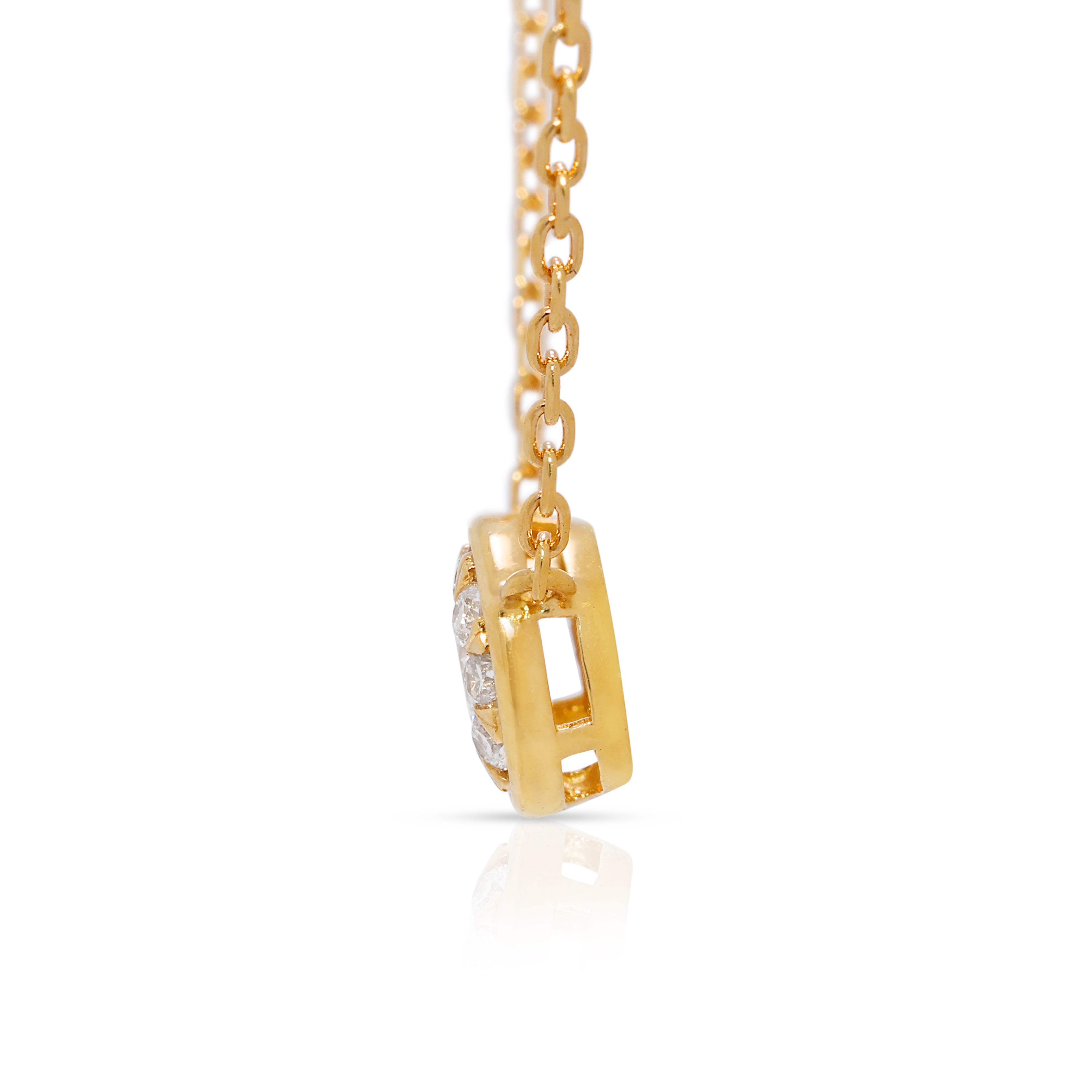 Delicate 0.10ct Natural Diamond Necklace in 18K Yellow Gold