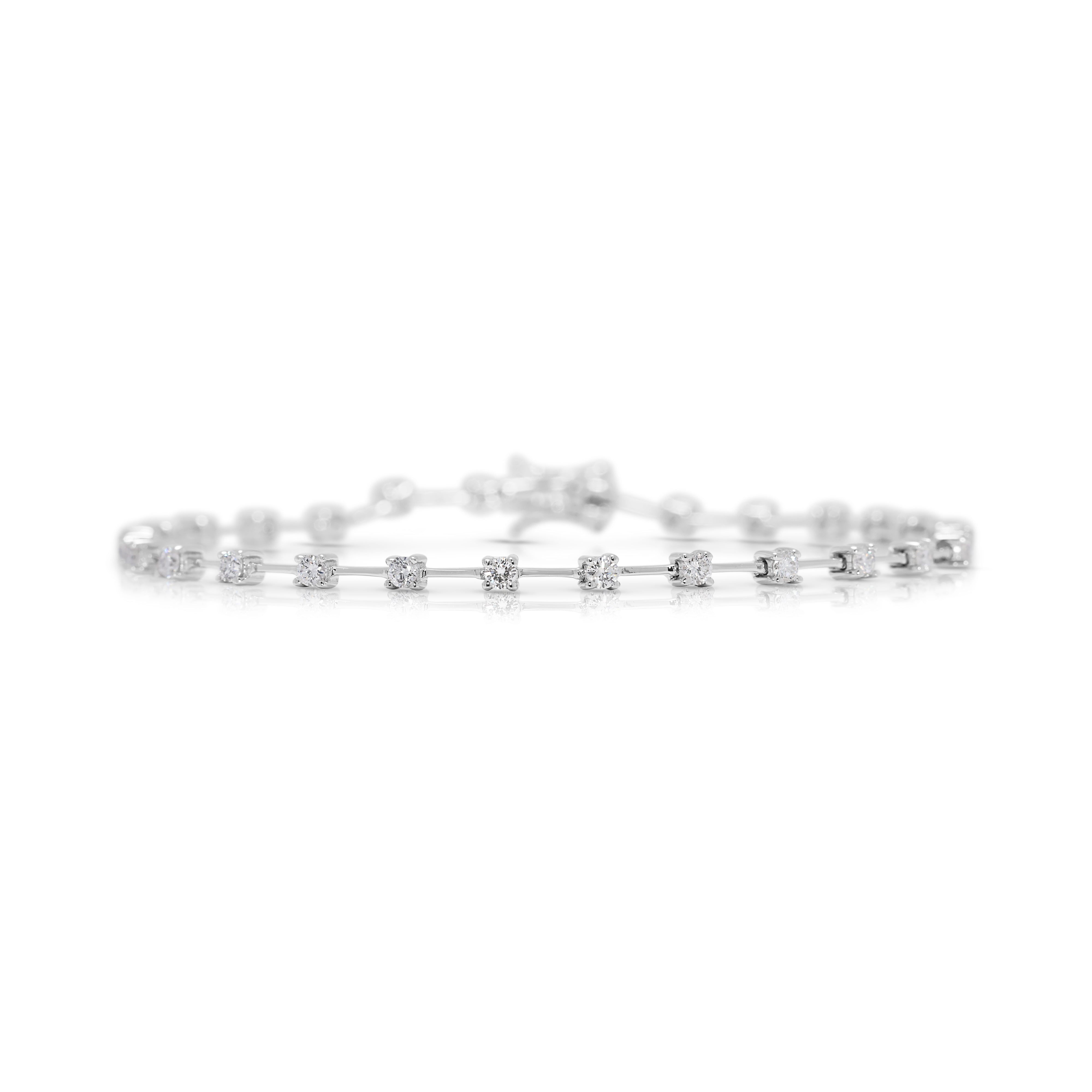 Sparkling 0.81ct Natural Diamond Tennis Bracelet in 18K White Gold