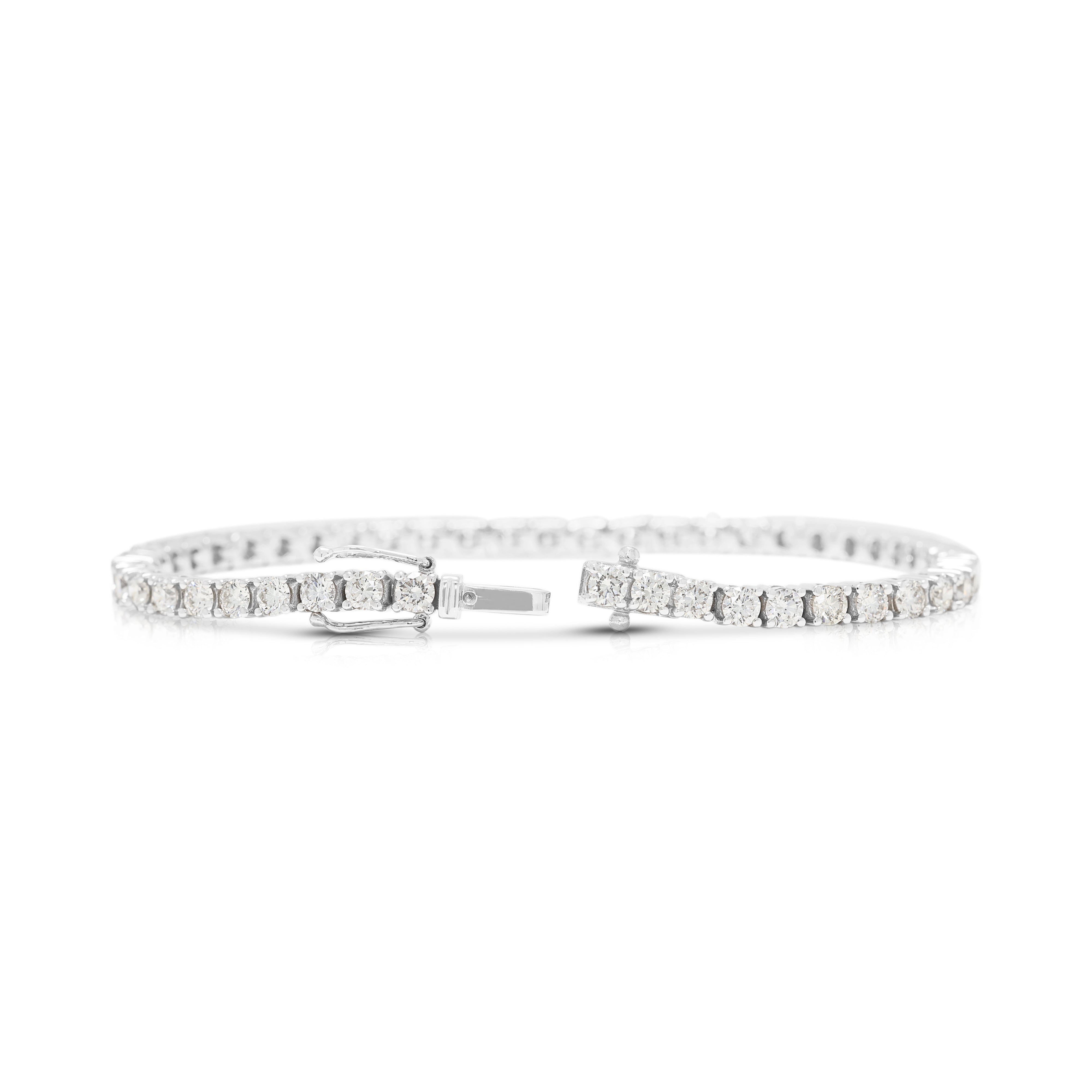 Spectacular Gold Heart 4.70ct Natural Diamond Tennis Bracelet in 18K White Gold