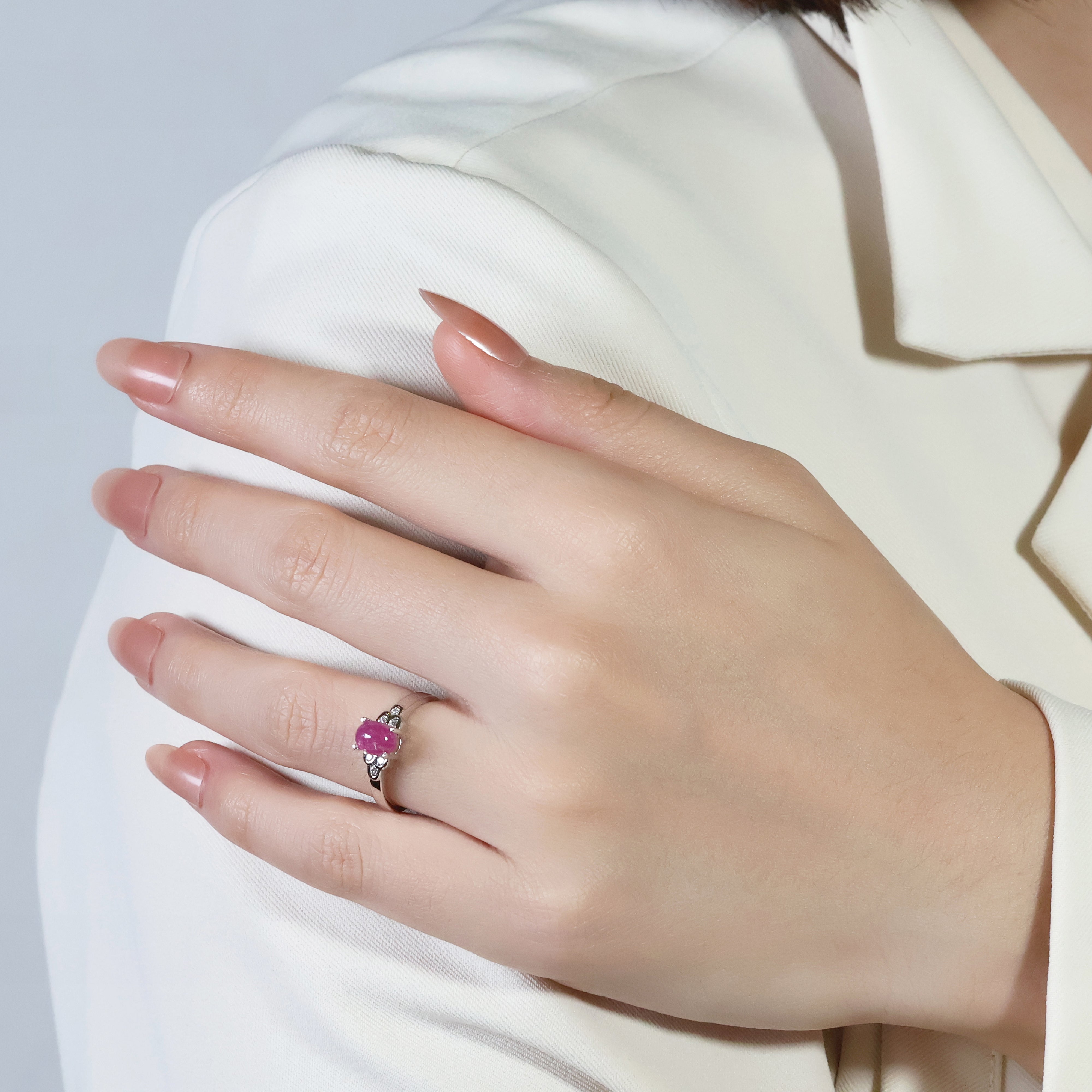 Stunning 1 carat and 27 points Sapphire and Natural Diamond Ring in 18K White Gold