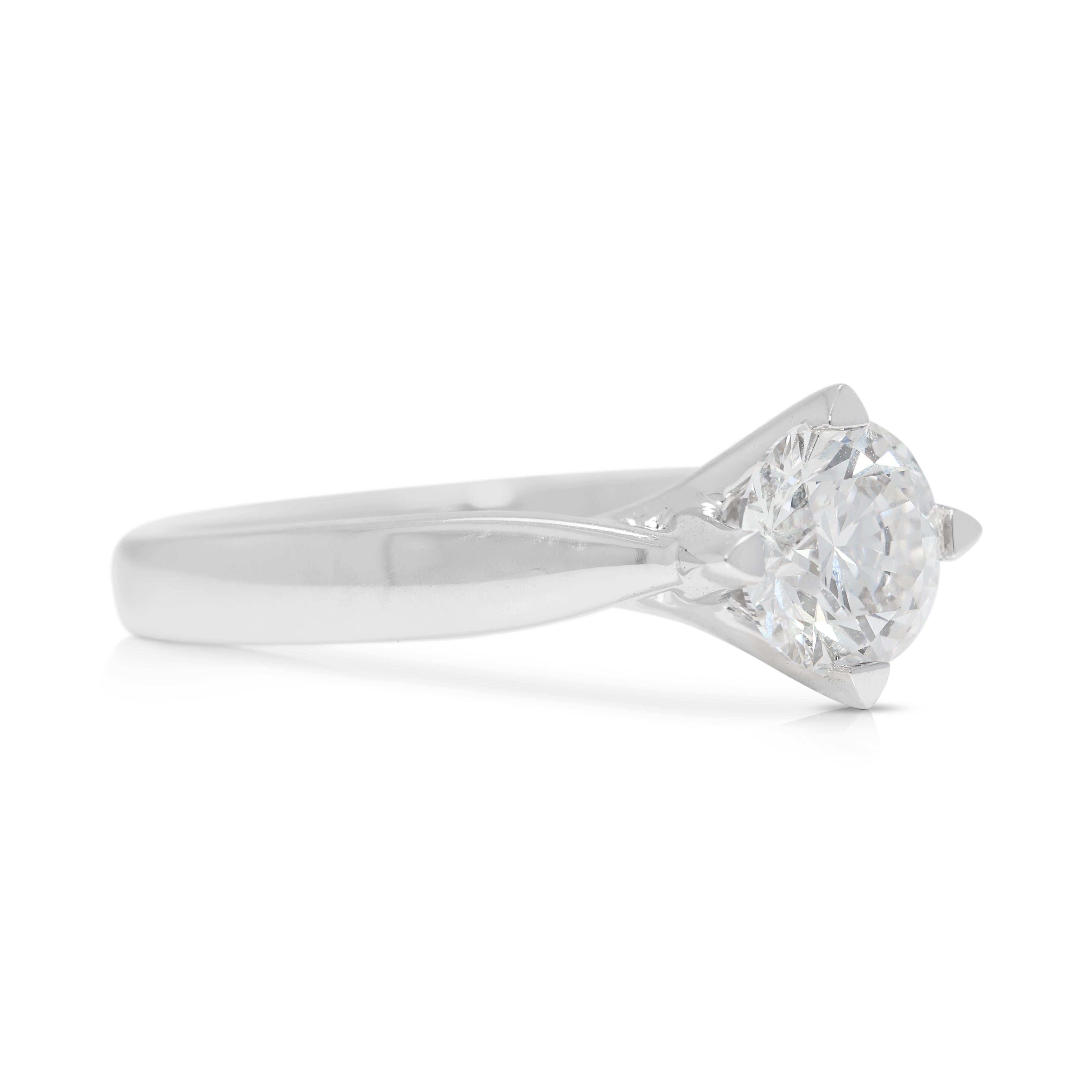 Dazzling 1.00ct Lab-Grown Diamond Solitaire 18K White Gold Ring (Unworn)