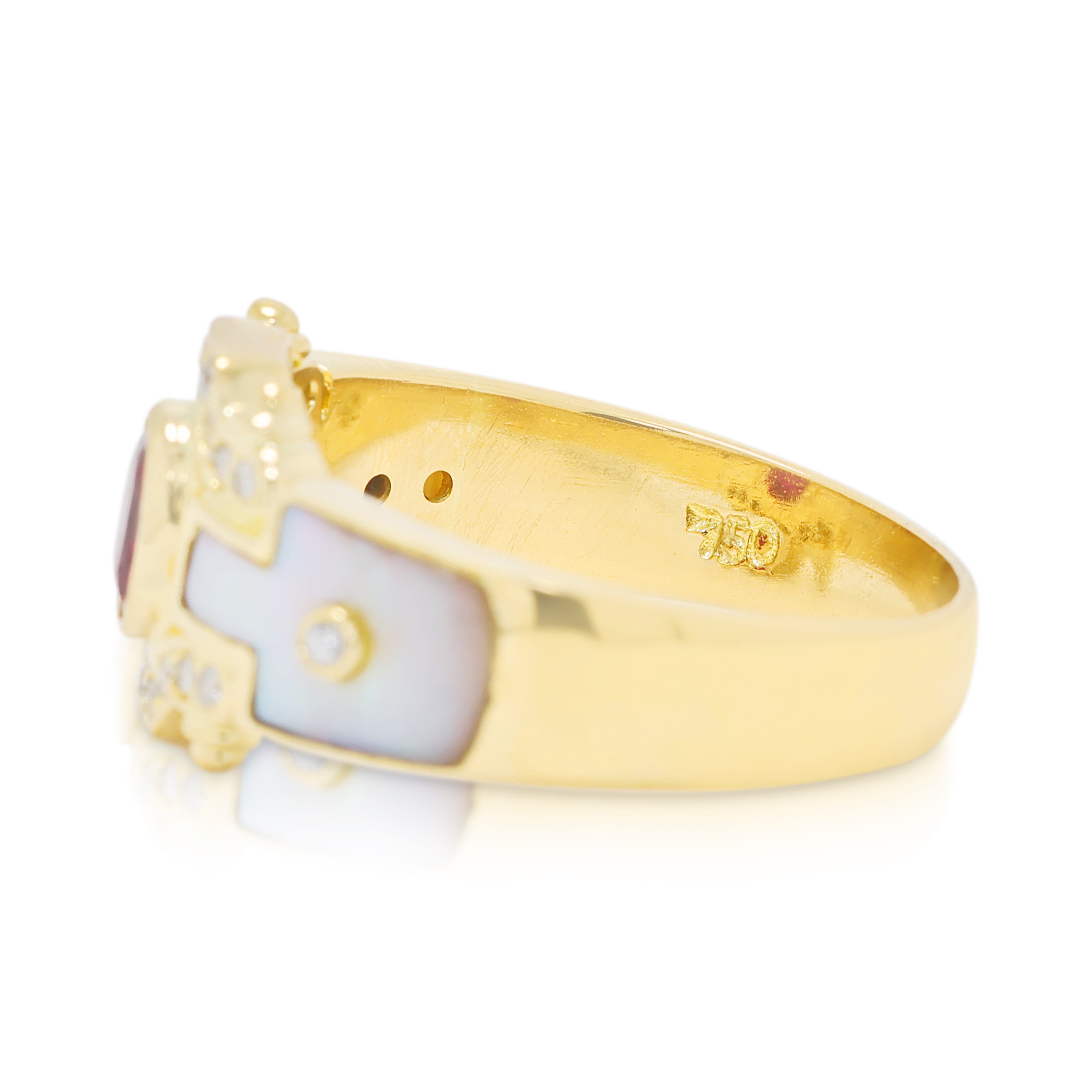 Gorgeous 0.21ct Ruby, 0.20ct Natural Diamond and Mother of Pearl Ring in 18K Yellow Gold