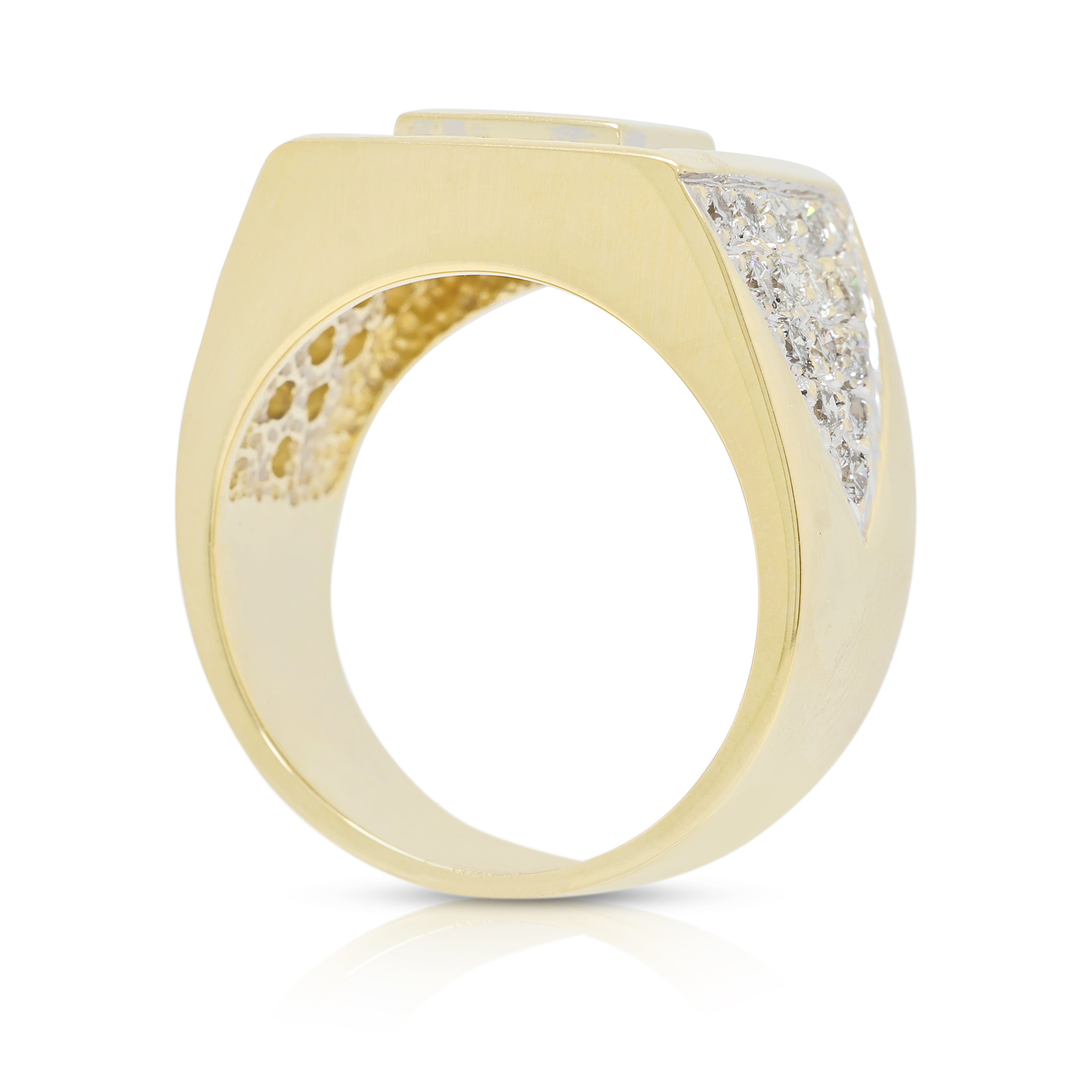 Distinguished 2.15ct Natural Diamond Men's Ring in 14K Yellow Gold