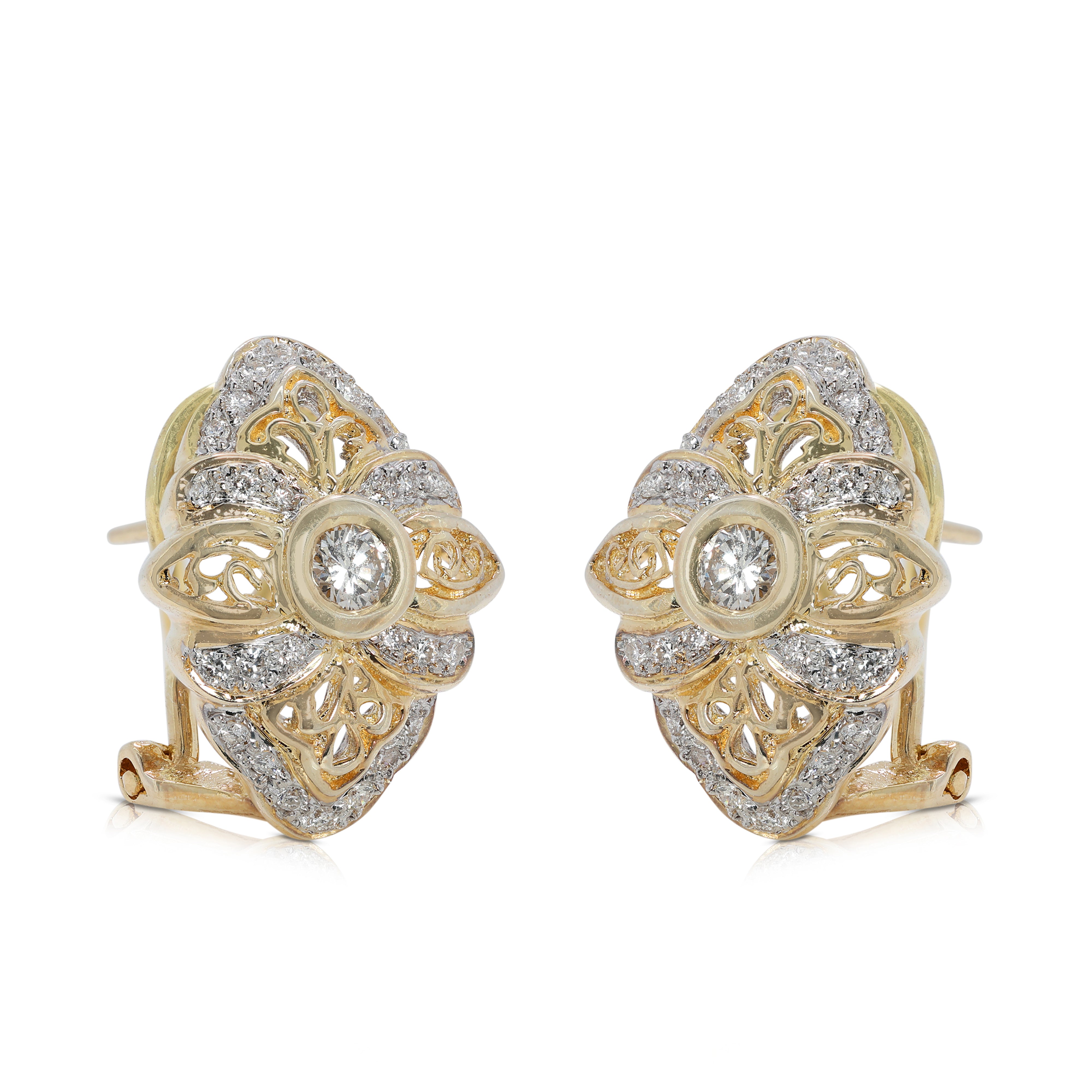 Fabulous 0.72 carat Natural Diamonds Earrings in 18K Yellow Gold