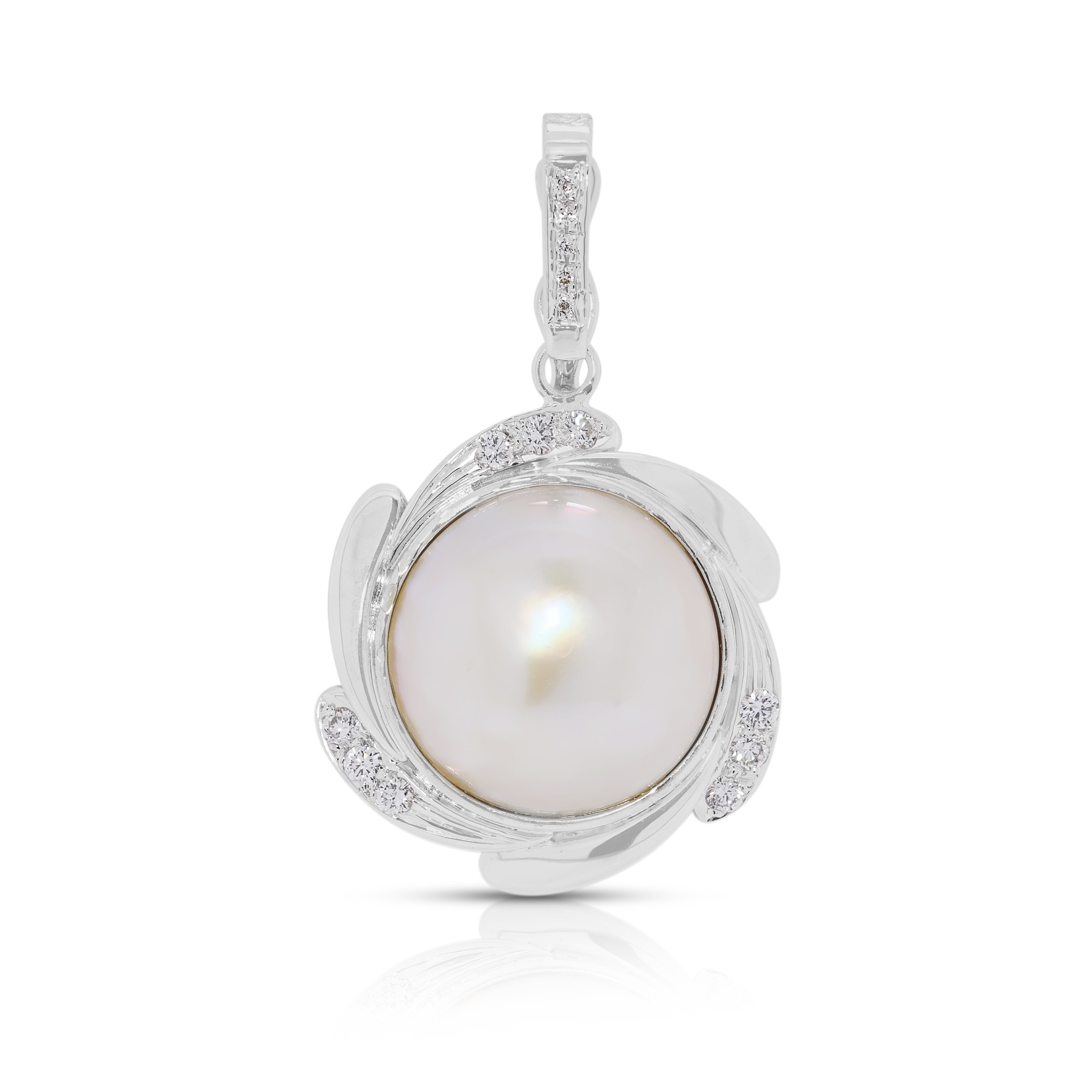 Luminous 14mm Champagne Mabe Pearl & 0.28ct Natural Diamond Swirl Pendant in 18K White Gold (New)