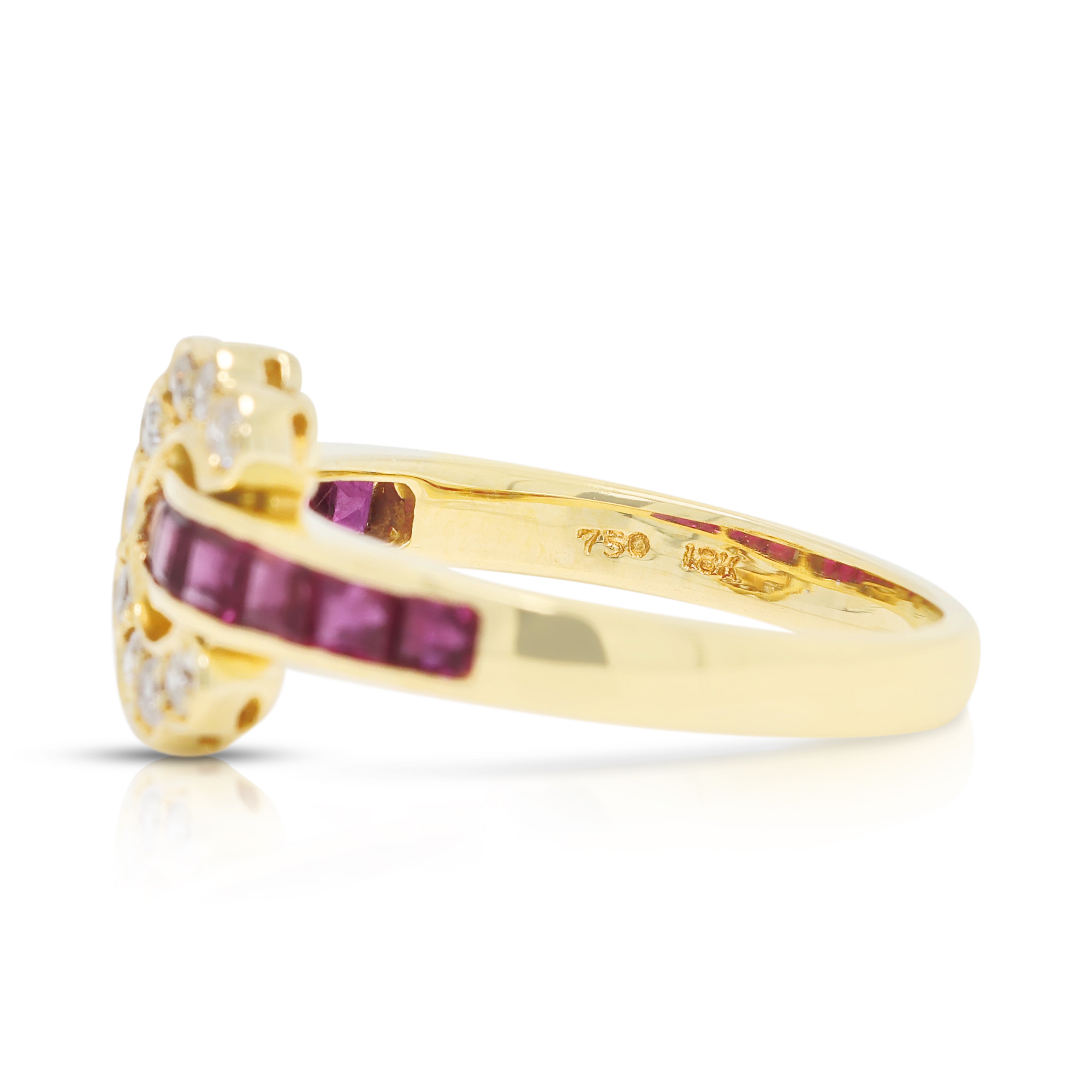 Distinctive 0.27ct Ruby and 0.13ct Natural Diamond Overlapping Ring in 18K Yellow Gold