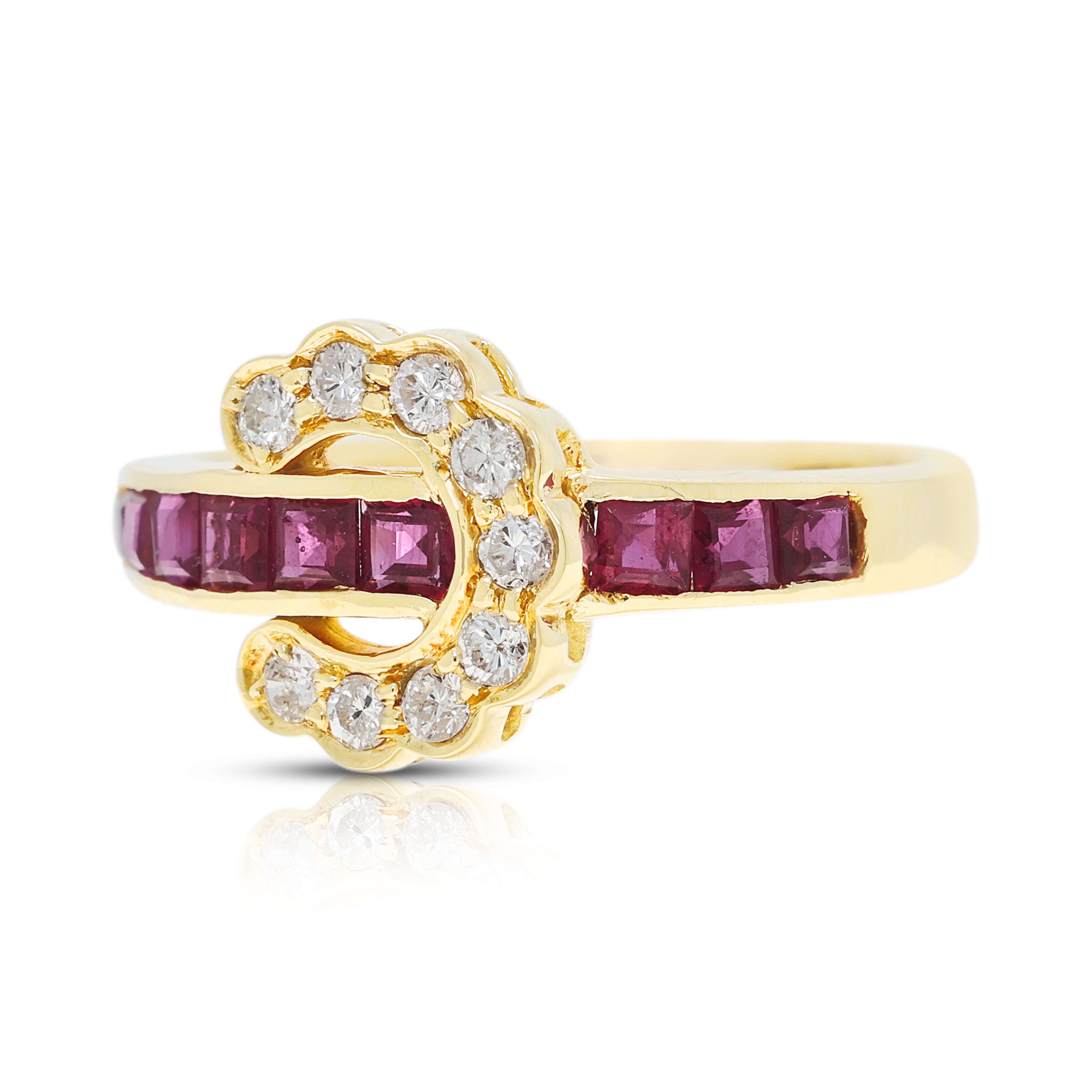 Distinctive 0.27ct Ruby and 0.13ct Natural Diamond Overlapping Ring in 18K Yellow Gold