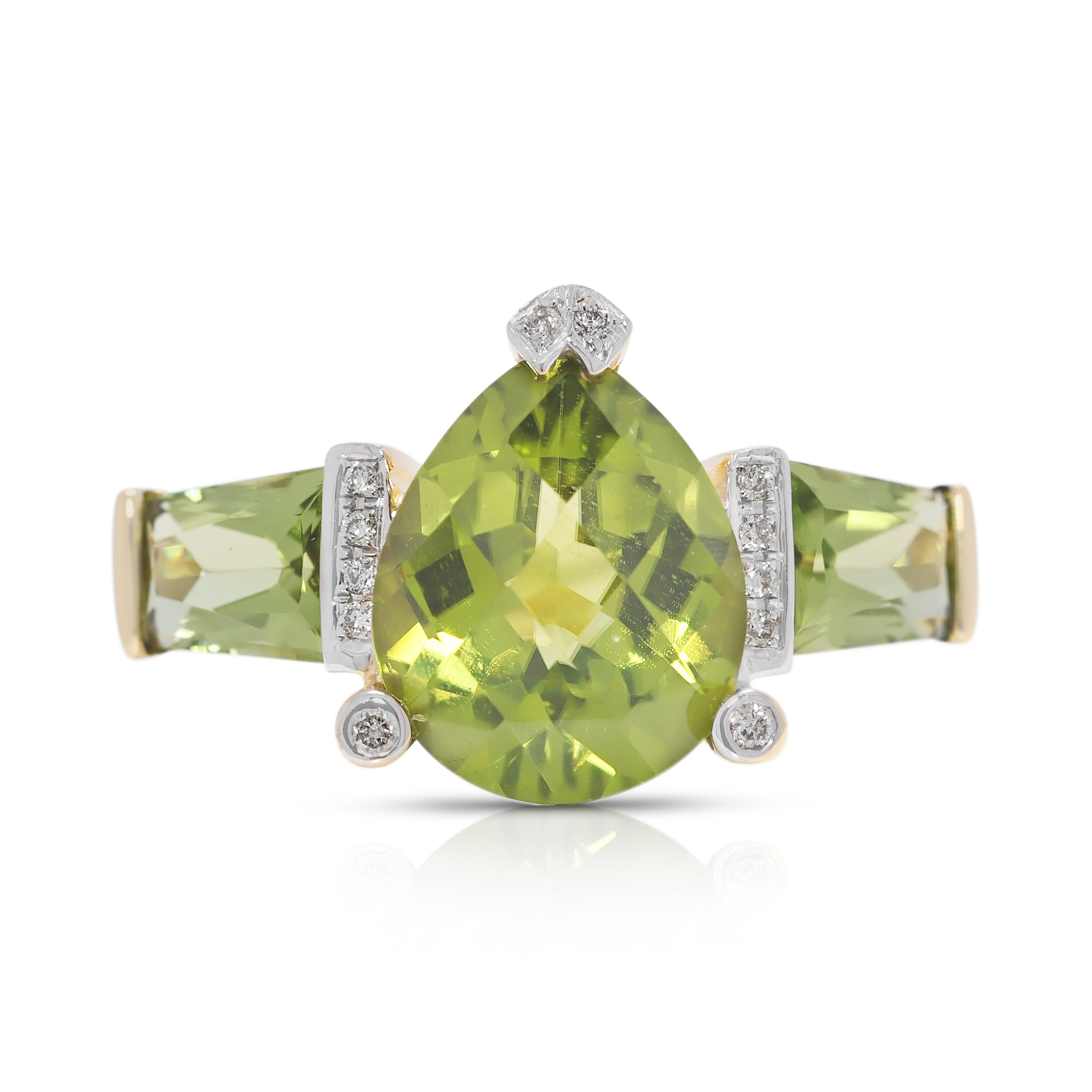Vibrant 3.96ct Peridot & Natural Diamond 18K Yellow Gold Ring