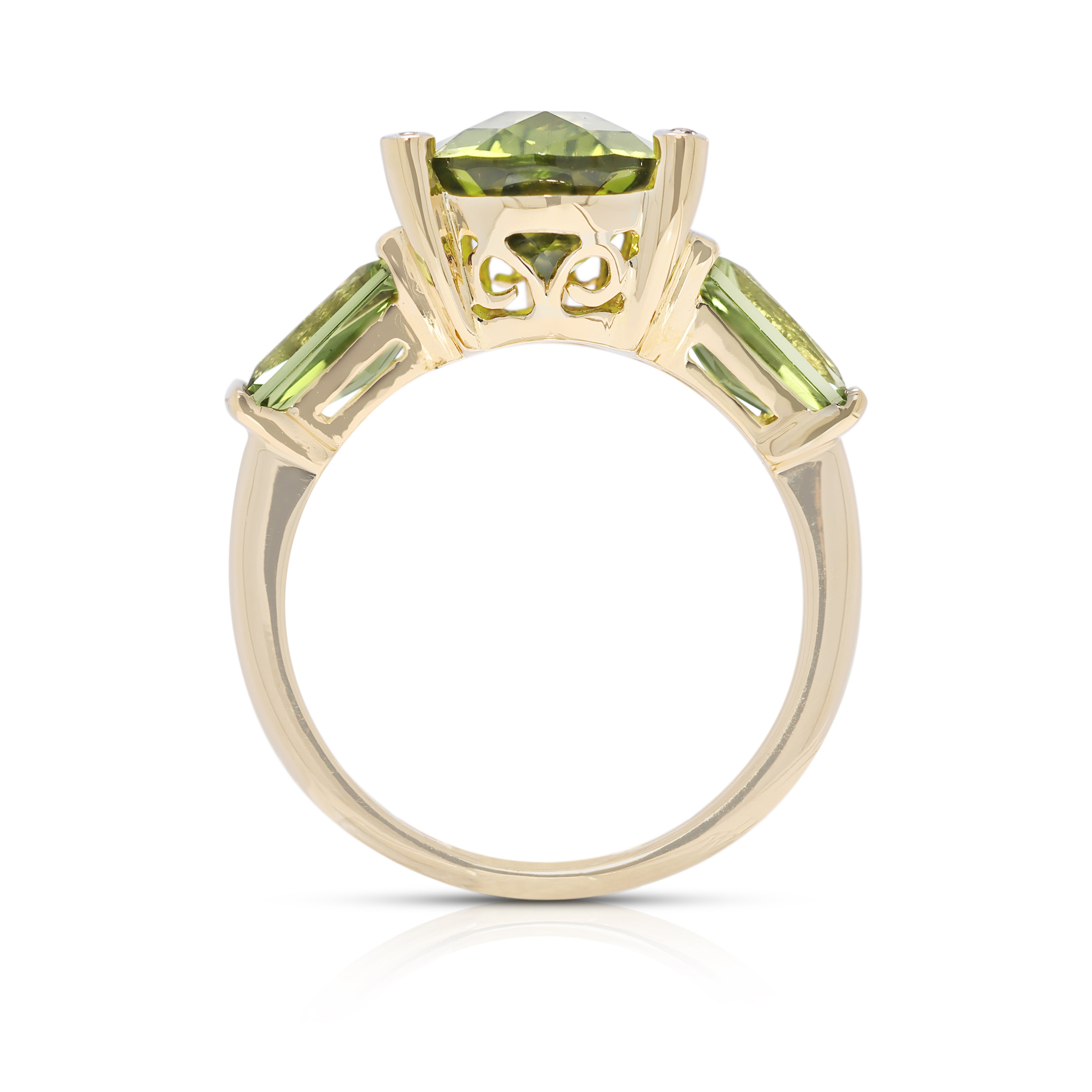 Vibrant 3.96ct Peridot & Natural Diamond 18K Yellow Gold Ring