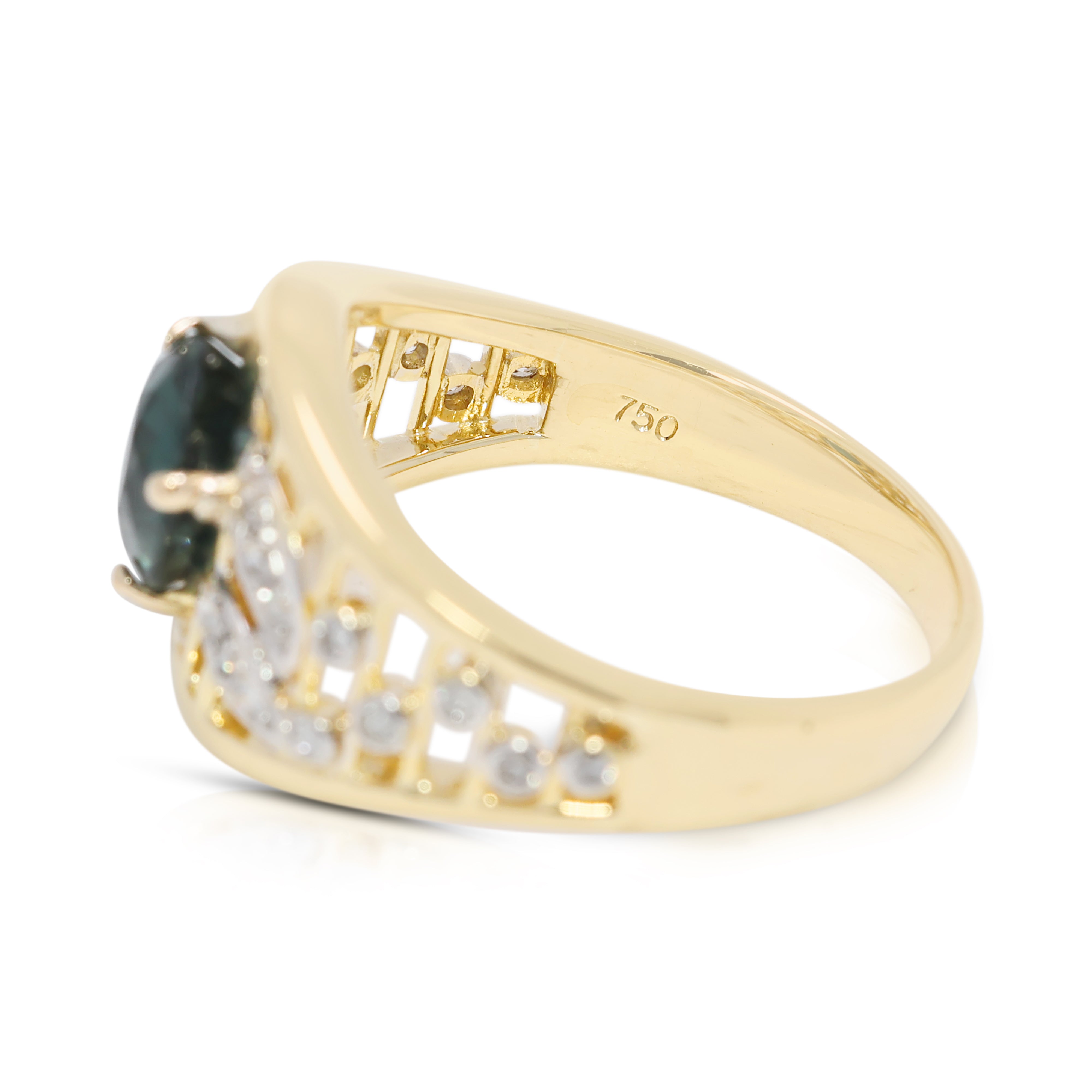 Elegant 2.31ct Blue Sapphire & Natural Diamond Filigree Ring in 18K Yellow Gold