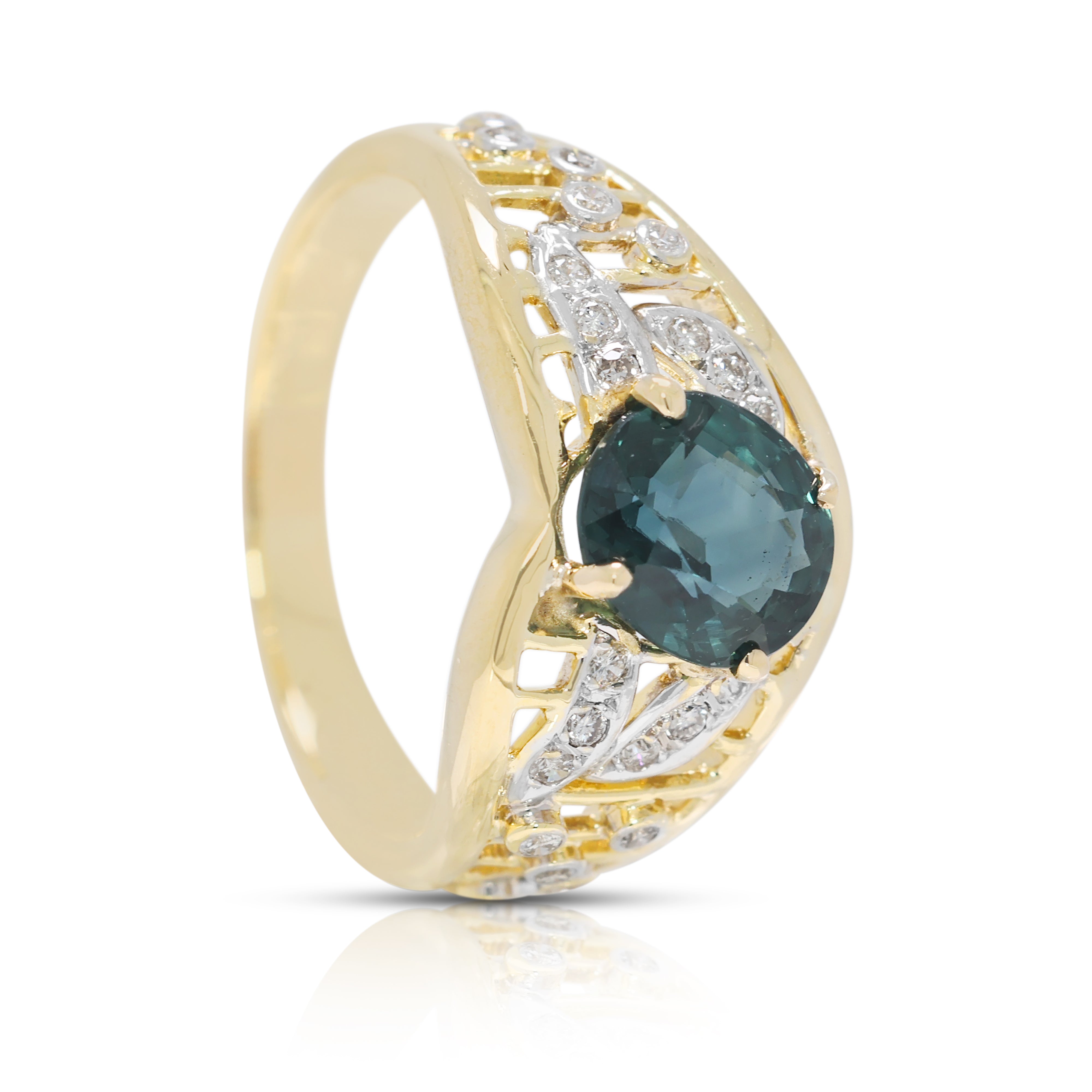 Elegant 2.31ct Blue Sapphire & Natural Diamond Filigree Ring in 18K Yellow Gold