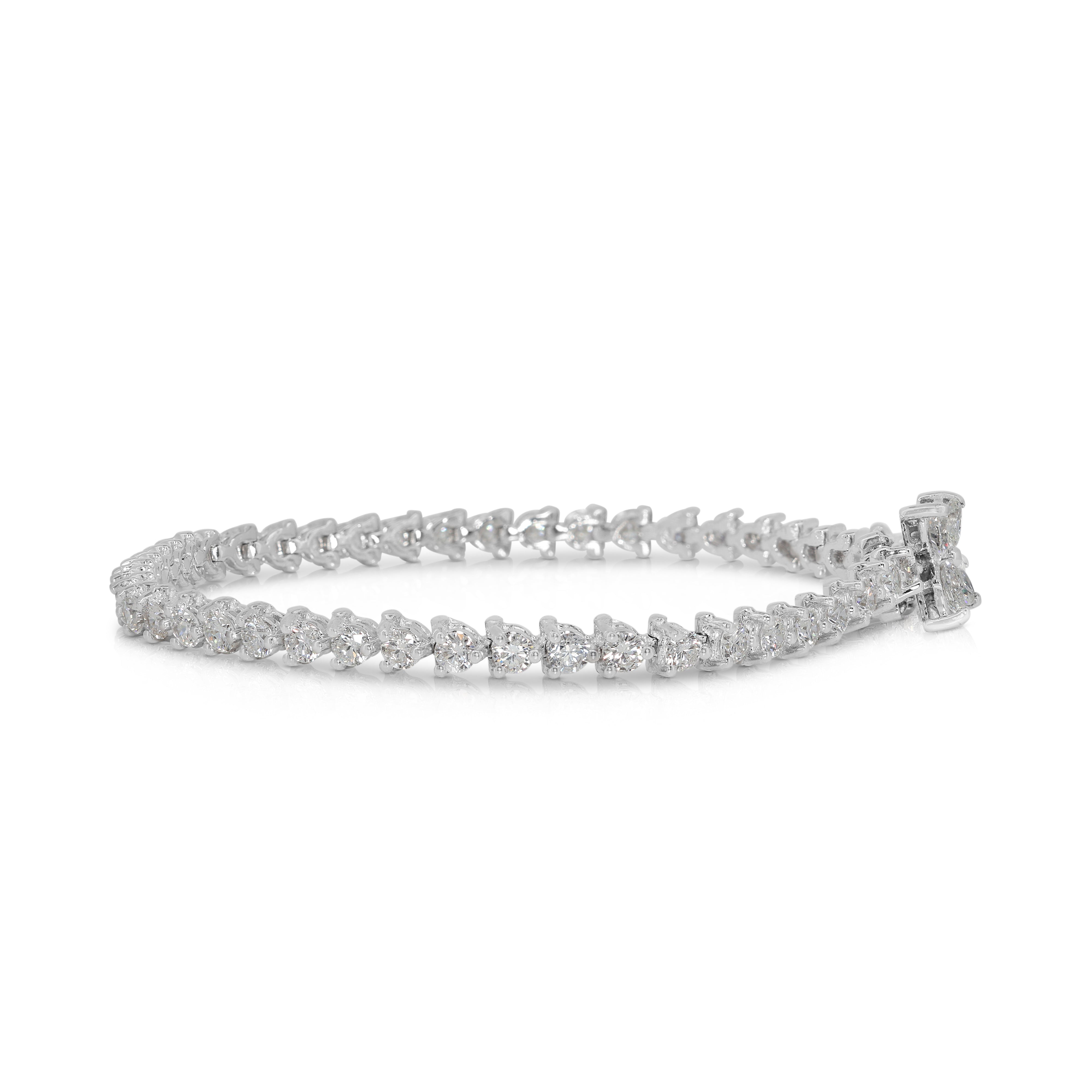 Mesmerizing 3.42ct carat Natural Diamond Bracelet in 18k White Gold