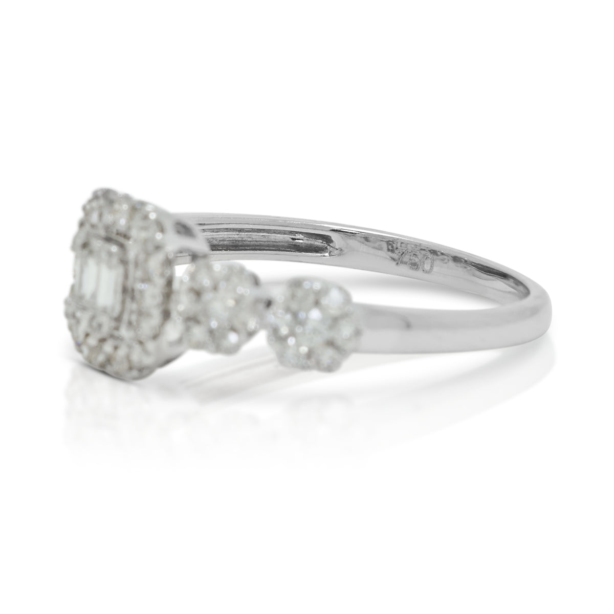 Sophisticated 0.95ct Round Brilliant and 0.10ct Baguette Diamond Emerald-Cut Illusion Halo Ring in 18K White Gold