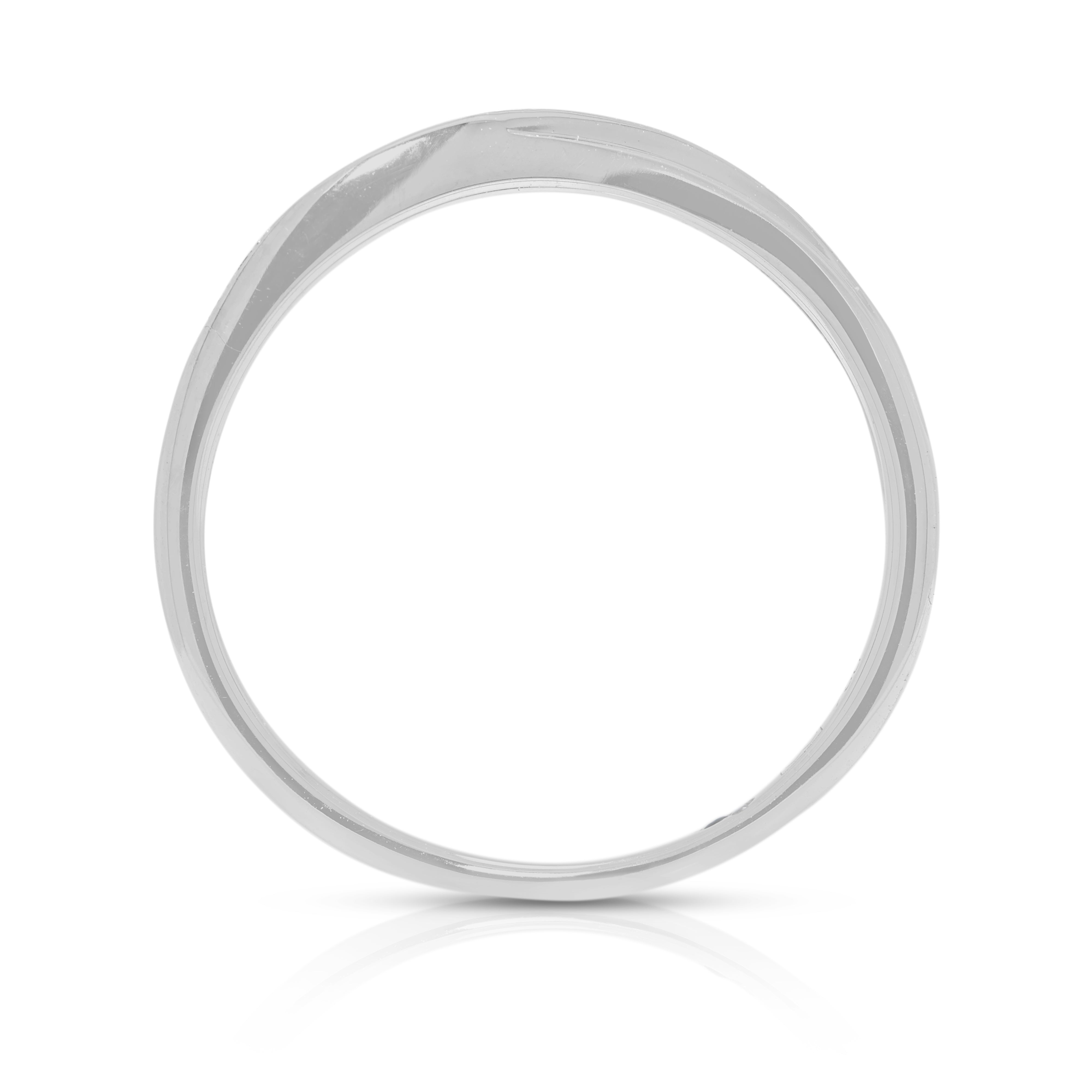 Elegant 0.11ct Natural Diamond Ring with Intricate Band Design in 18K White Gold