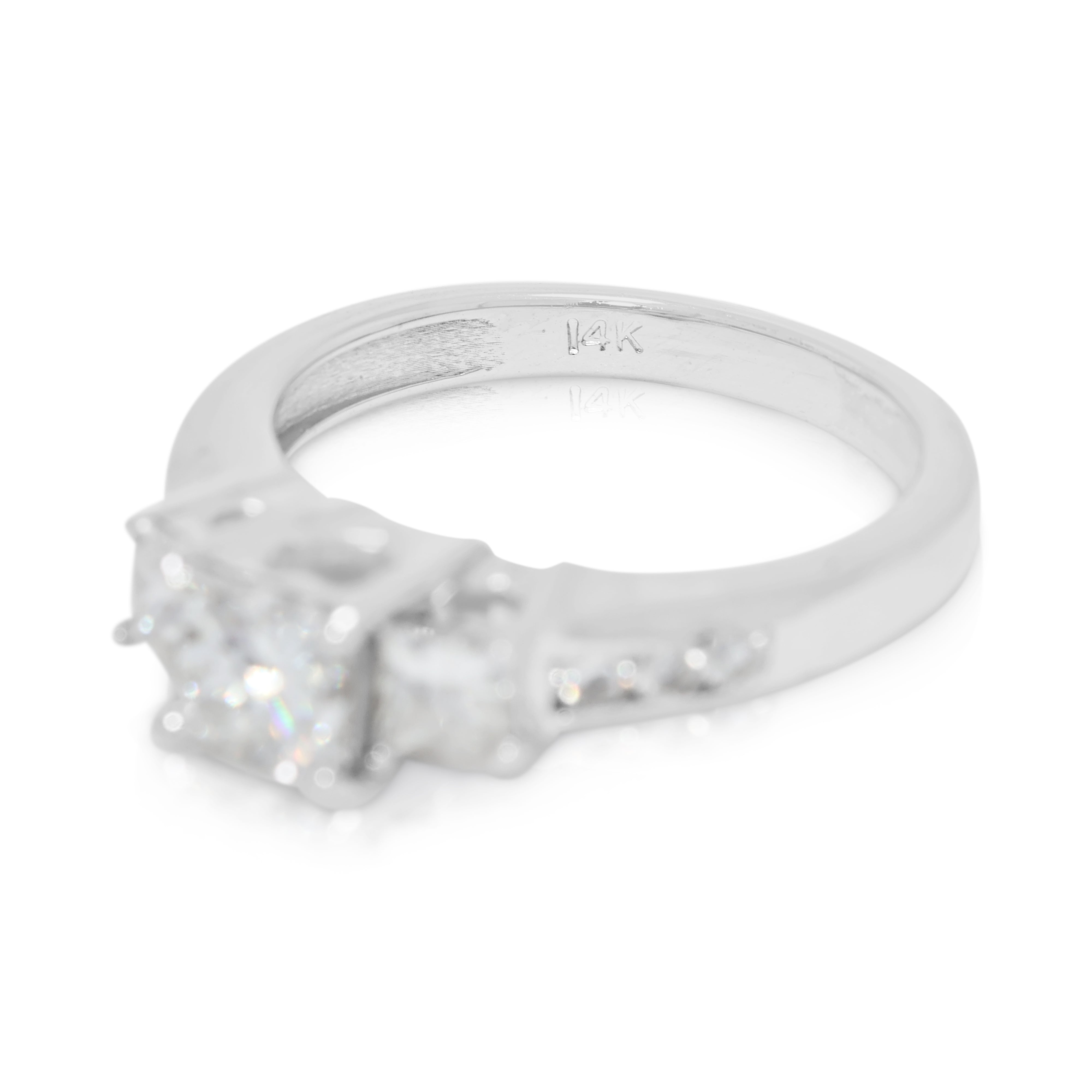 Sophisticated 1.36ct Princess & Round Natural Diamond Engagement Ring in 14K White Gold - GIA Certified