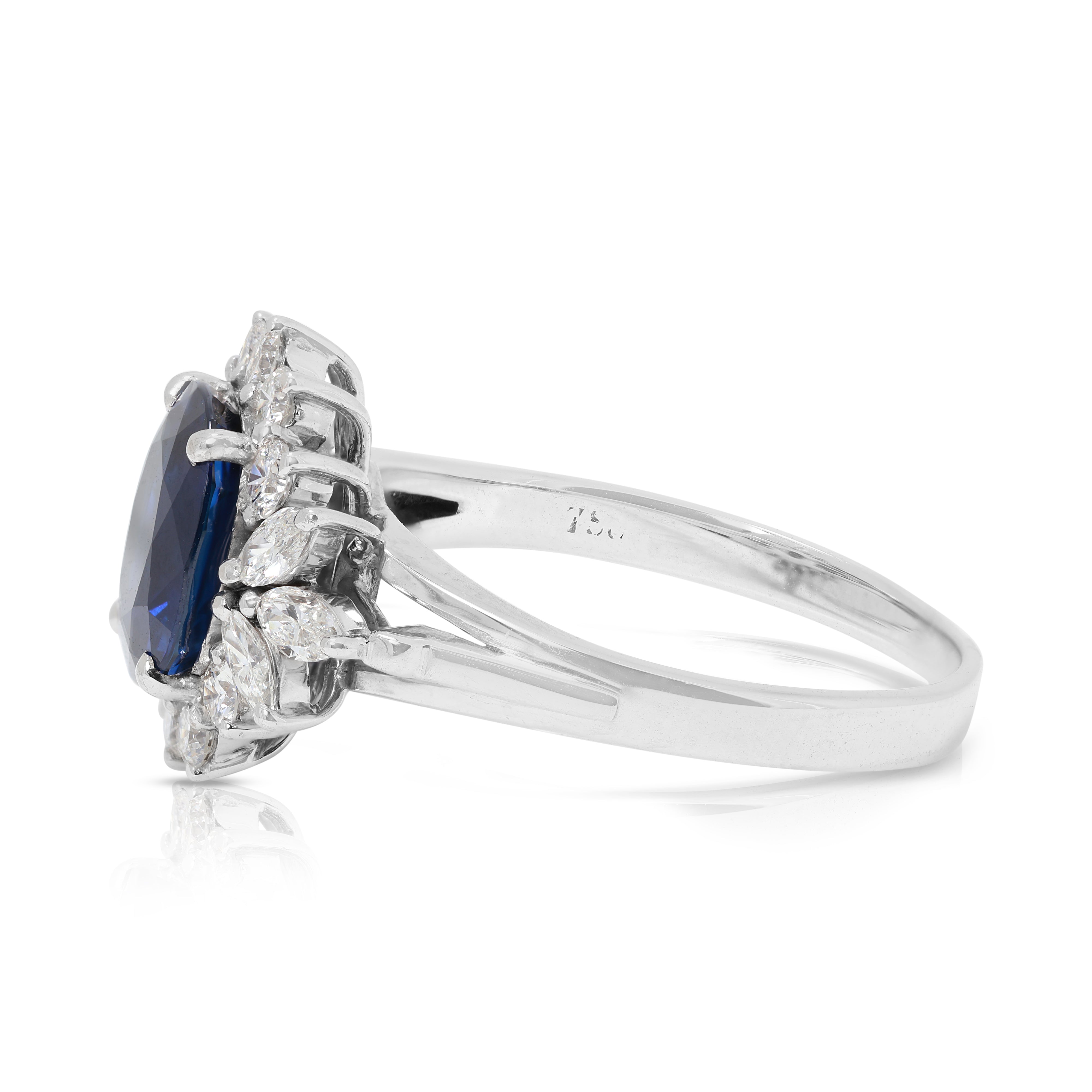 Luxurious 3.95ct Sapphire and Natural Diamonds Ring in 18K White Gold