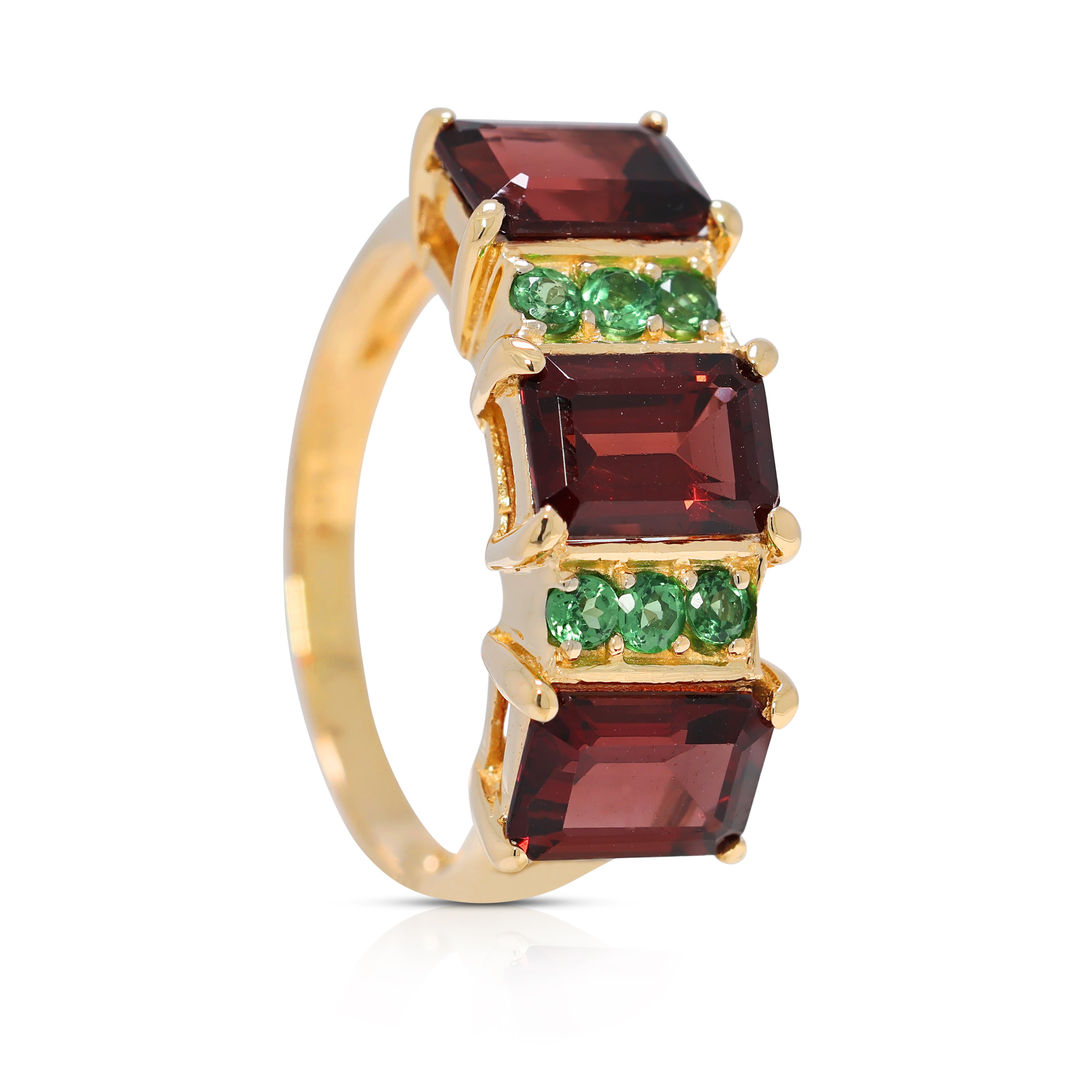 Bold 2.55ct Garnet Ring in 14K Yellow Gold
