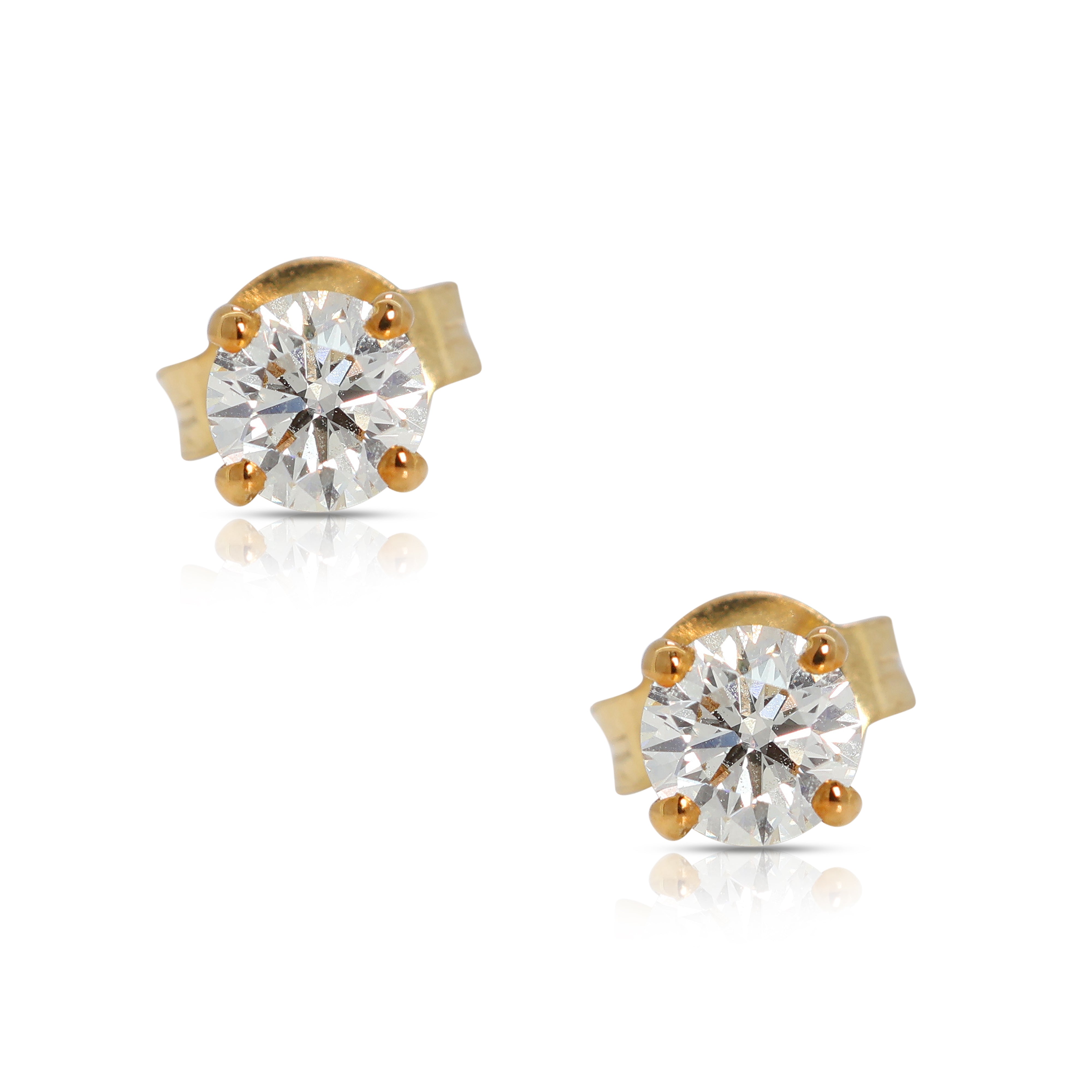 Timeless 0.80ct Natural Diamond Earrings in 18K Yellow Gold - AIG Certified
