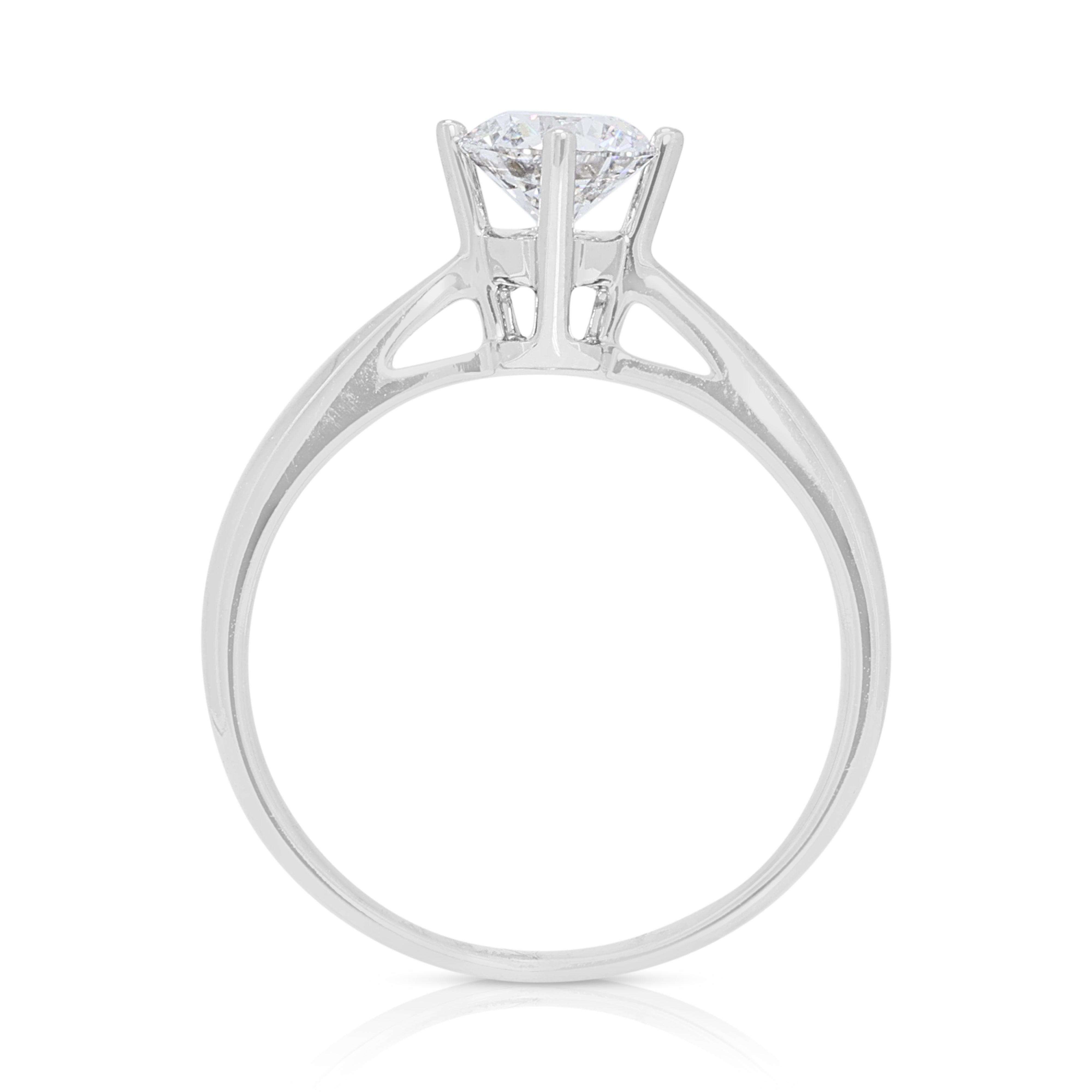 Dazzling Perfection 18K White Gold Ring with a Stunning 0.56ct Diamond