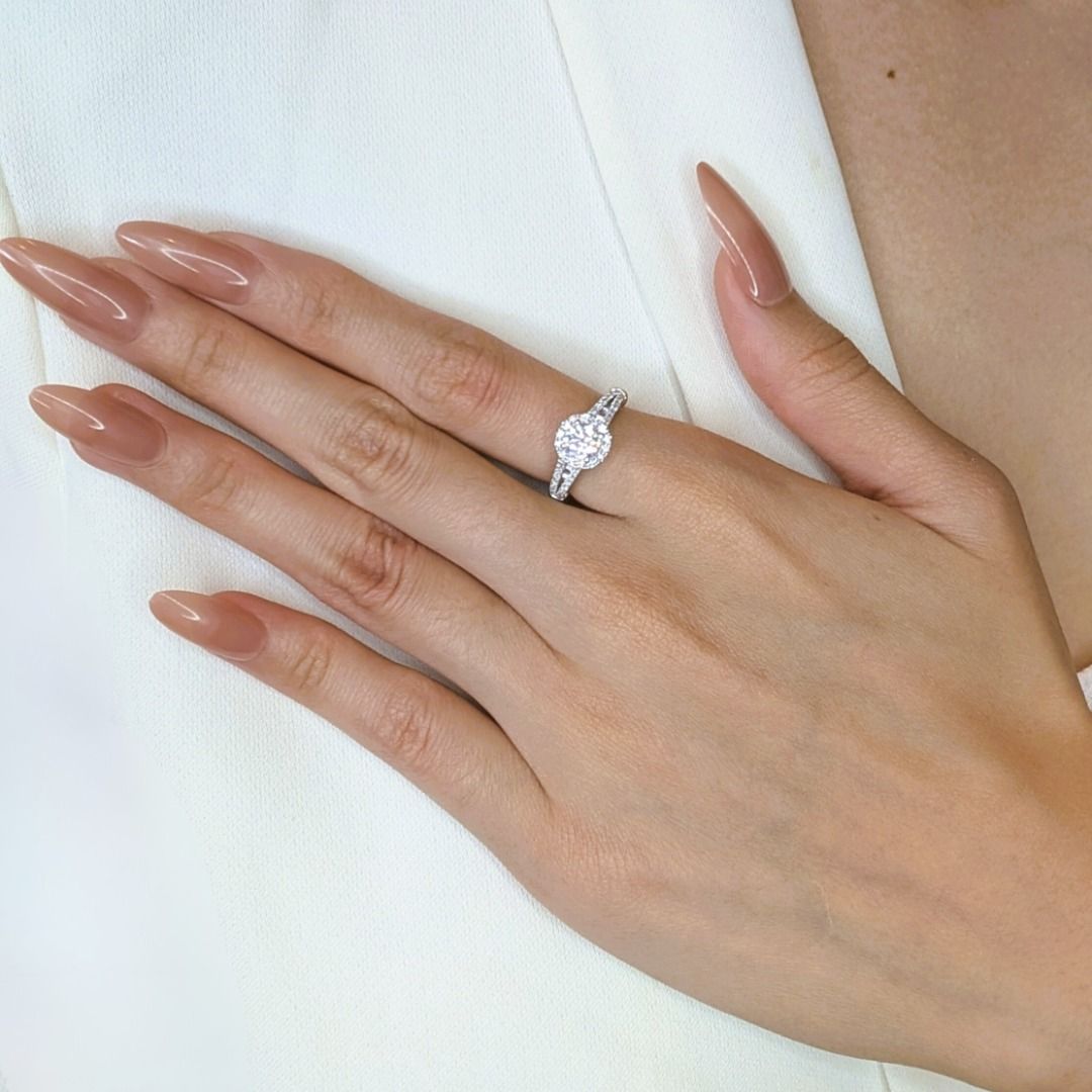 Breathtaking 0.88ct Halo Diamond Ring in 18K Two-Toned Gold - GIA Certified