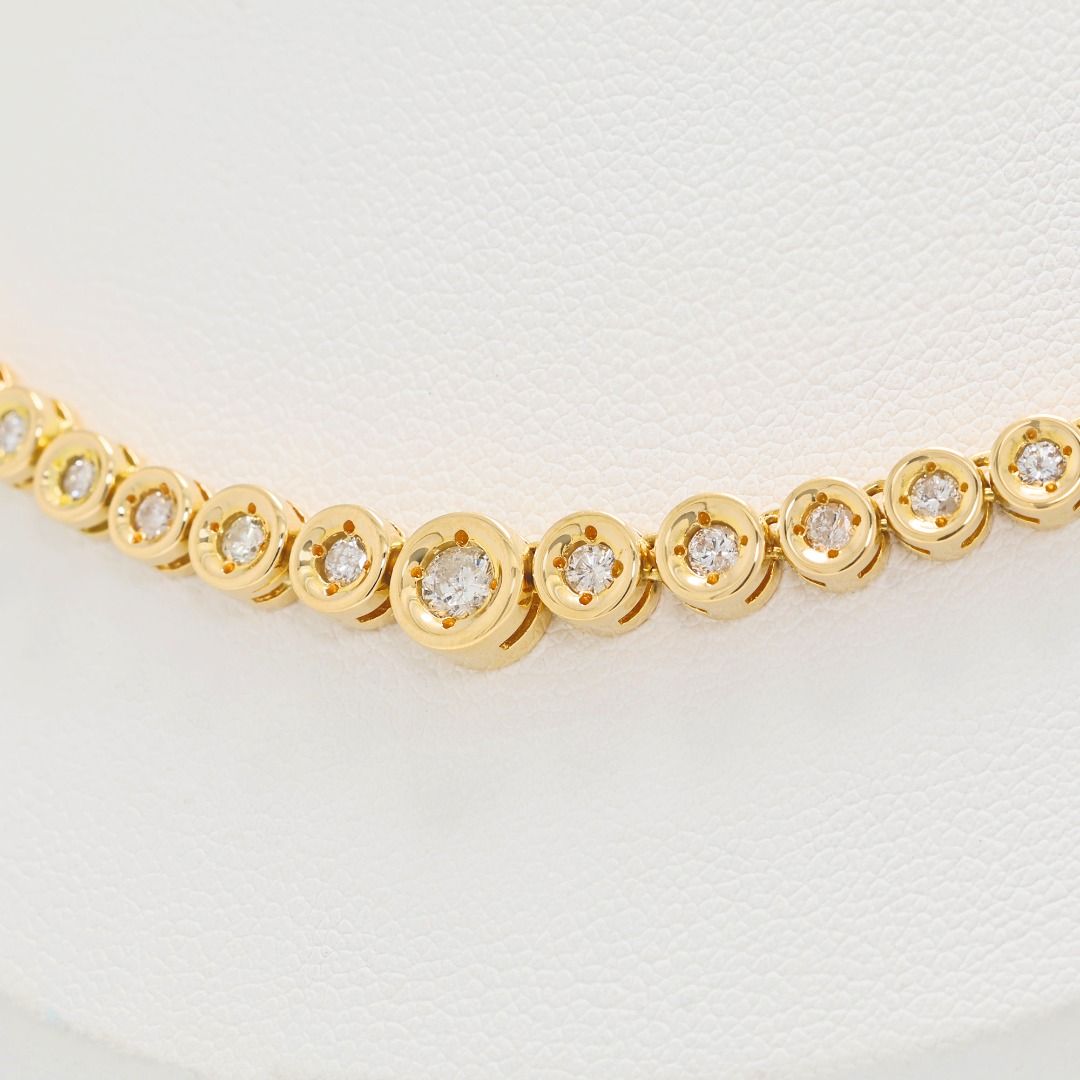 3,01 Karat IGI zertifizierter Naturdiamant 18K Gelbgold Halskette