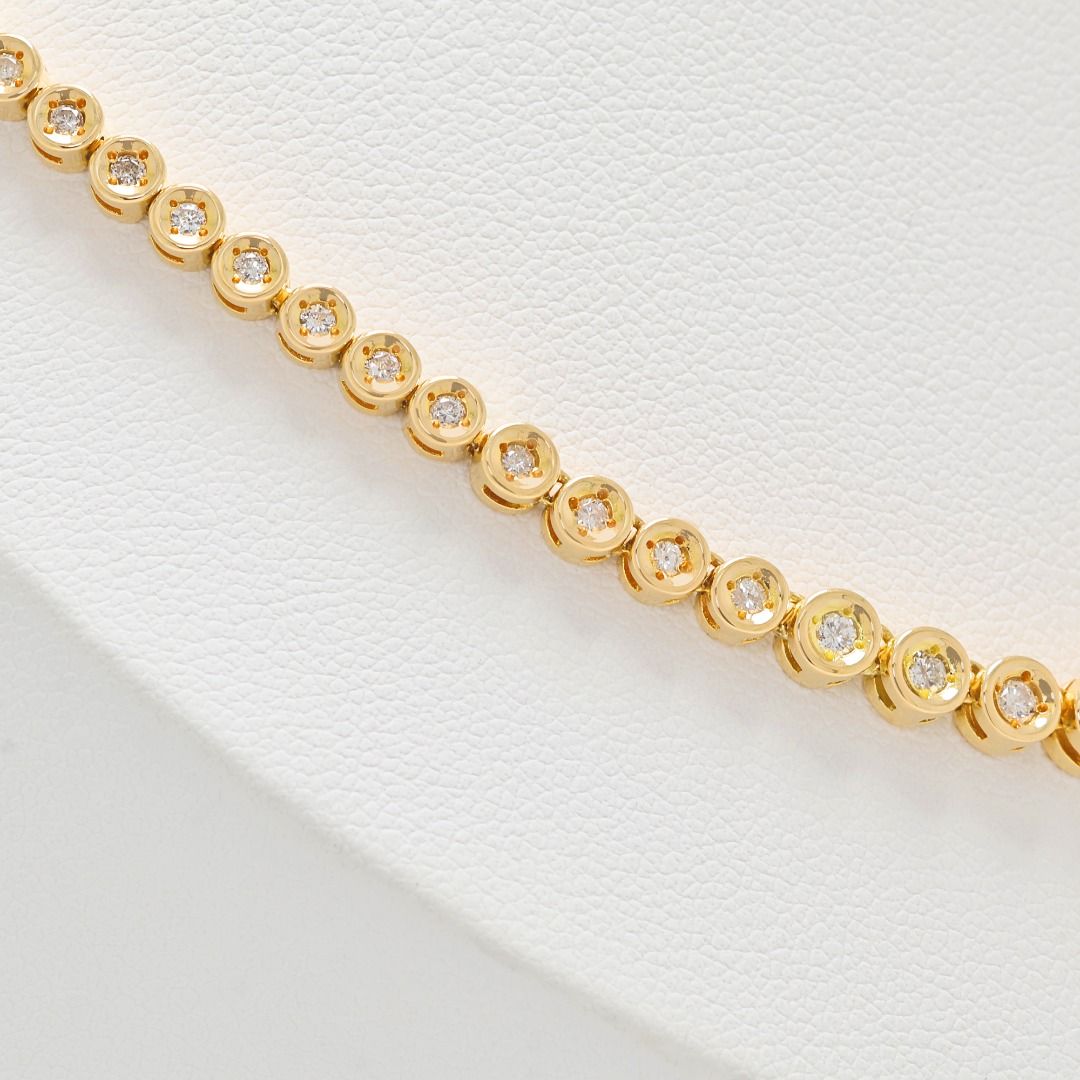 3,01 Karat IGI zertifizierter Naturdiamant 18K Gelbgold Halskette
