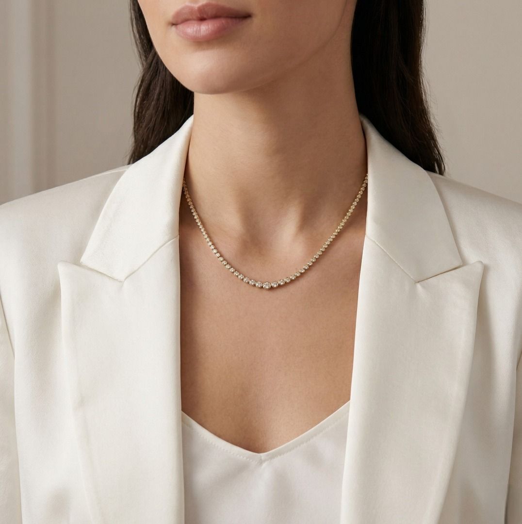 3,01 Karat IGI zertifizierter Naturdiamant 18K Gelbgold Halskette