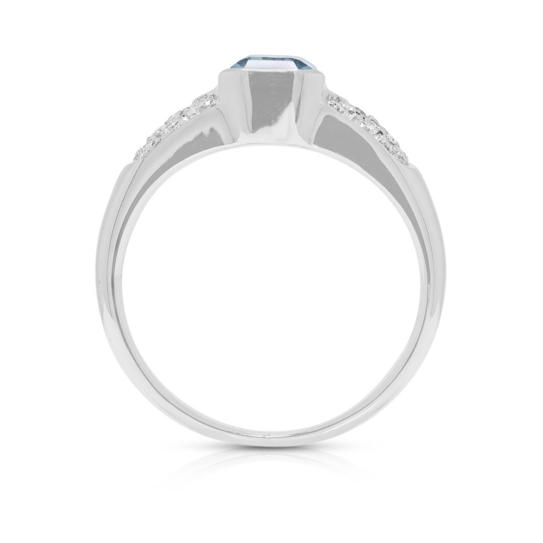 Captivating 1.18ct Aquamarine & Natural Diamond Ring in 18K White Gold