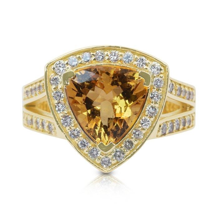 Captivating 2.61ct Beryl and Diamonds Cocktail Ring in 14k Yellow Gold - GIA Certified