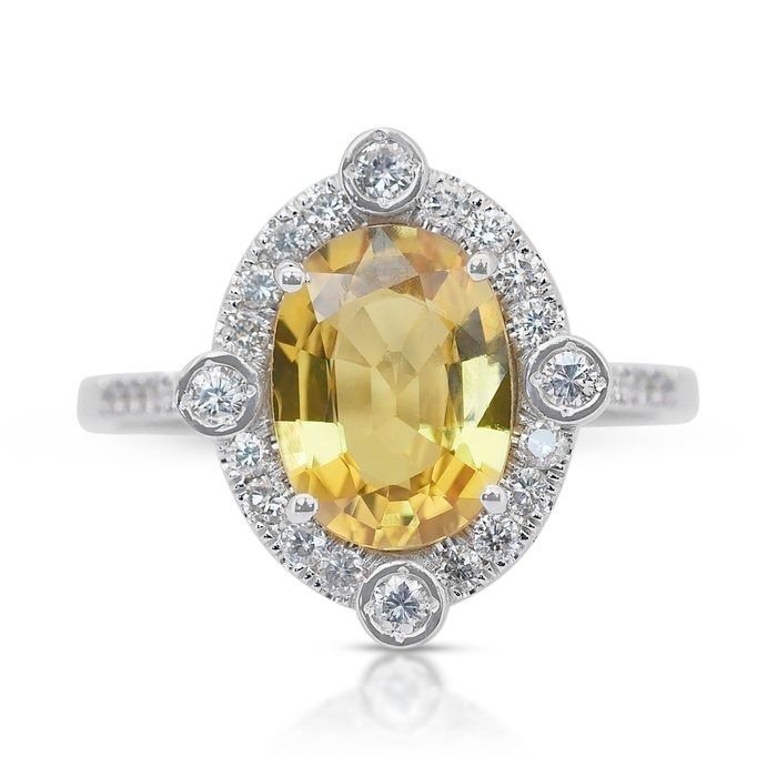 Captivating 3.73ct Sapphire and Diamonds Cluster Ring in 14k White Gold - IGI Certified