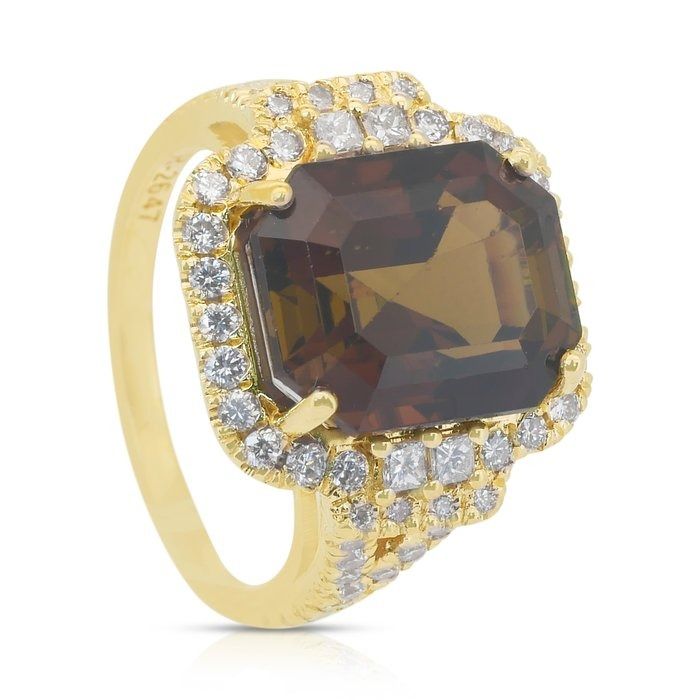 Captivating 8.88ct Tourmaline and Diamonds Cocktail Ring in 18k Yellow Gold - GIA Certified