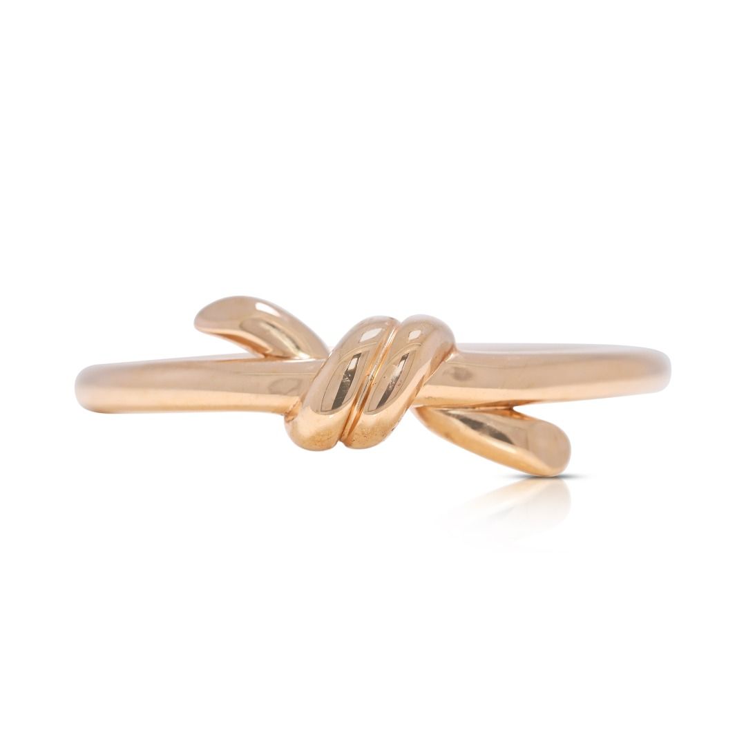 Chic 18K Yellow Gold Tiffany & Co. Ring