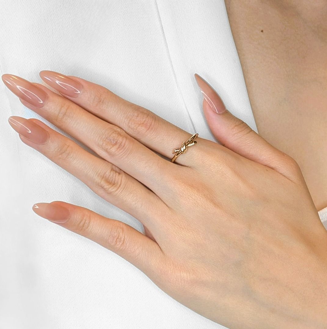 Chic 18K Yellow Gold Tiffany & Co. Ring