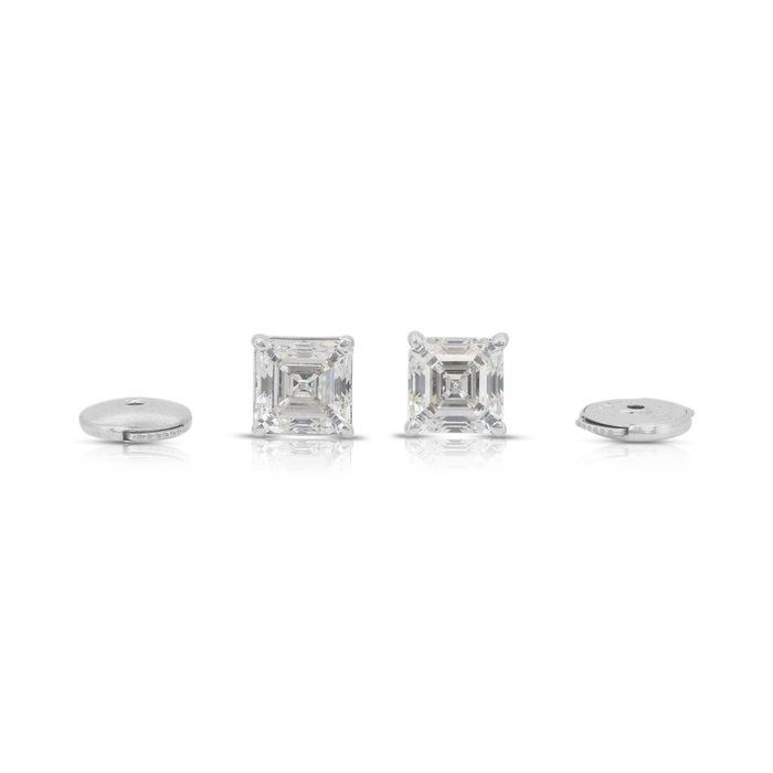 Classic 1.61ct Diamonds Stud Earrings in 18k White Gold - IGI Certified