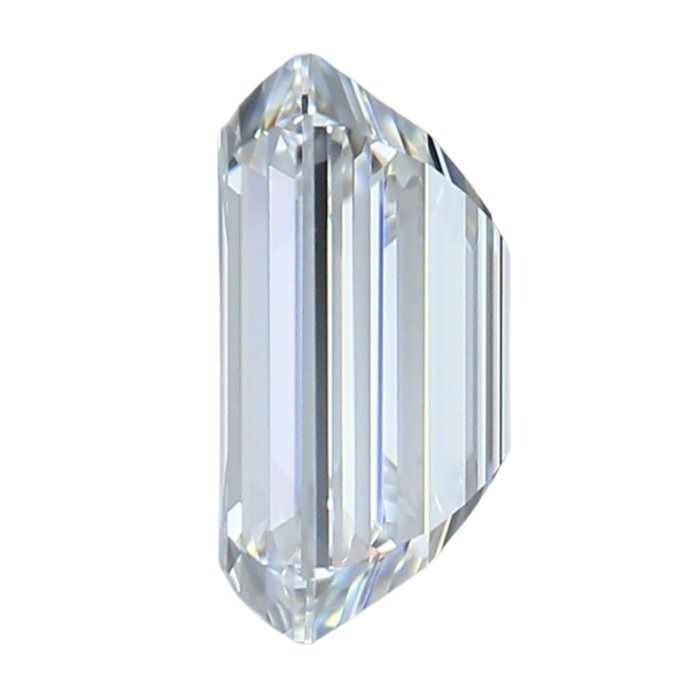 Dazzling 0.90ct Emerald Cut Diamond - GIA Certified