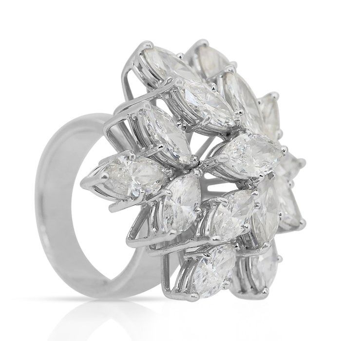 Dazzling 10.80ct Diamonds Cocktail Ring in 18k White Gold - IGI Certified