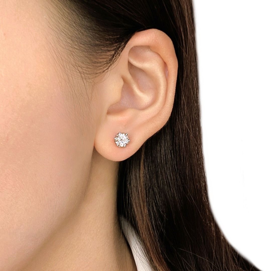 Dazzling 1.40ct Natural Diamond 18K White Gold Stud Earrings (Unworn)