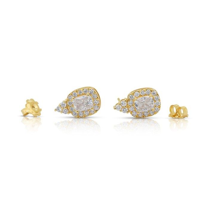 Dazzling 2.93ct Diamonds Earrings in 18k Yellow Gold - IGI Certified