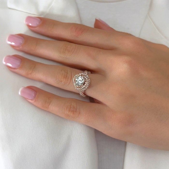 Dazzling 2.96ct Diamonds Cluster Ring in 18k Rose Gold - IGI Certified