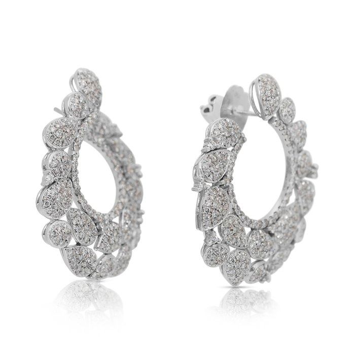 Dazzling 5.87ct Diamonds Earrings in 18k White Gold - IGI Certificate