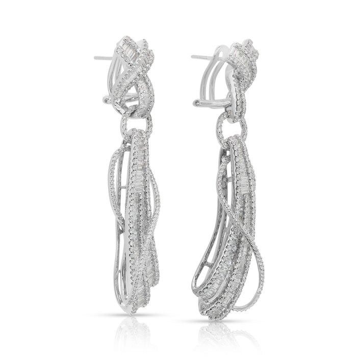 Dazzling 6.75ct Diamonds Drop Earrings in 18k White Gold - IGI Certified