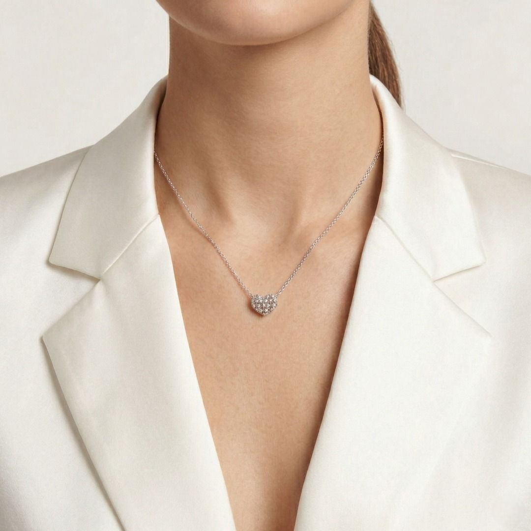 Zarte 0,07 Karat Herz-Halskette mit Naturdiamanten in 14K Weißgold