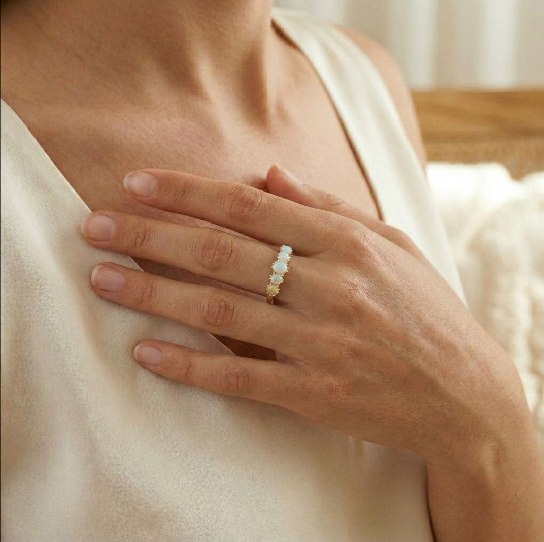 Dreamy 1.78g Opal Cabochon Five-Stone Band in 9K Rose Gold