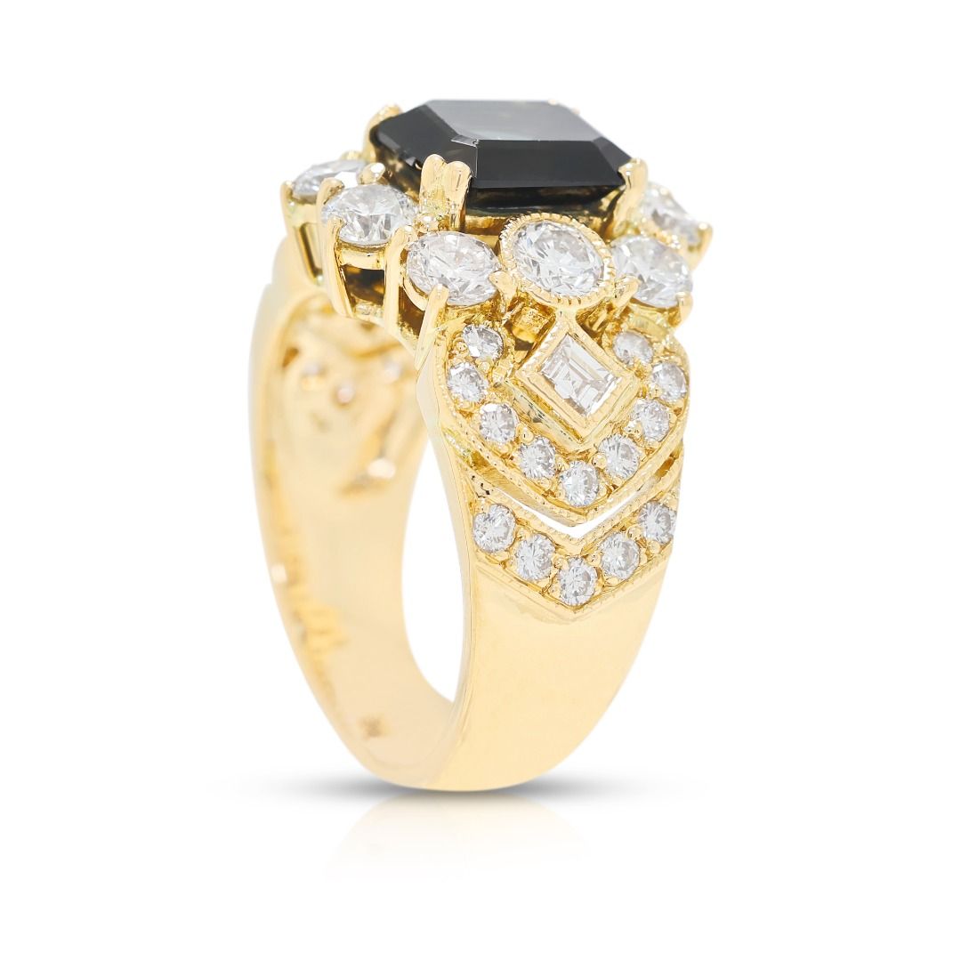 Electrifying 3.35ct Blue Sapphire and Diamond Ring in 18K Yellow Gold