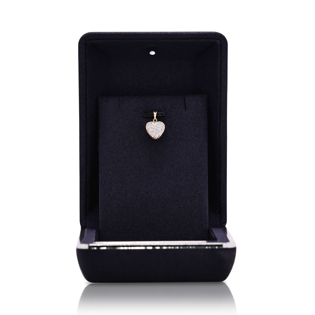 Elegant 0.27ct Natural Diamond Heart 18k Yellow Gold Pendant