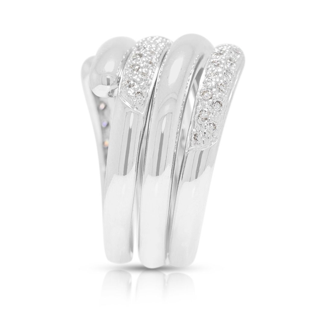 Eleganter Wickelring aus 18K Weißgold mit mehreren Bändern und 0,44 Karat runden Brillanten