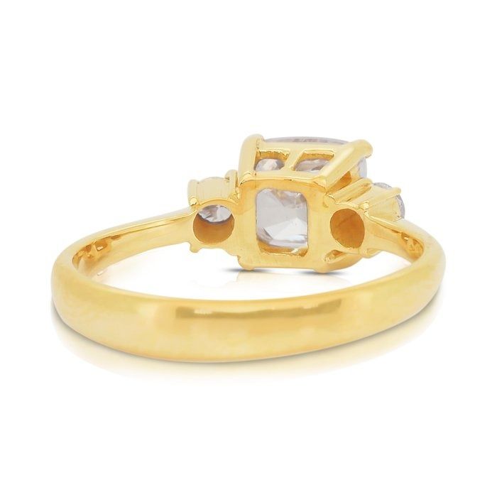 Elegant 1.35ct Diamonds 3-Stone Ring in 18k Yellow Gold - IGI Certified