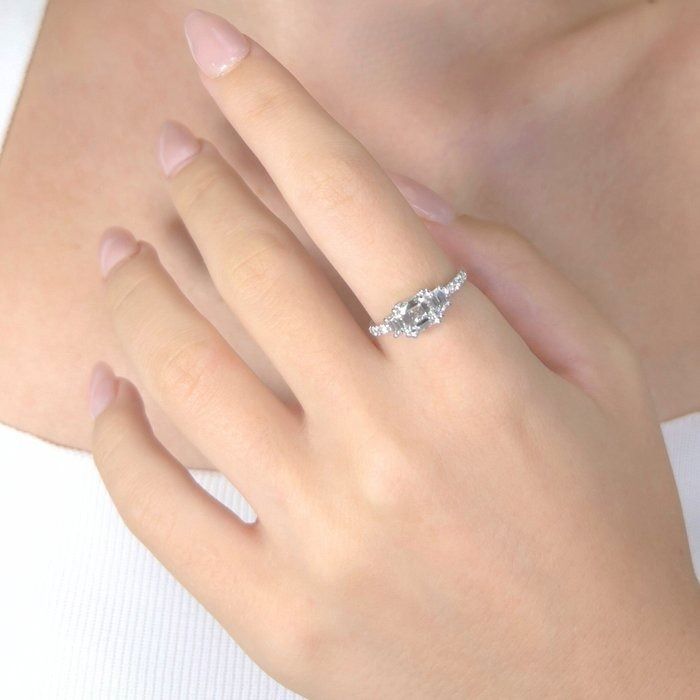 Elegant 1.48ct Diamonds 3-Stone Ring in 18k White Gold - GIA Certified