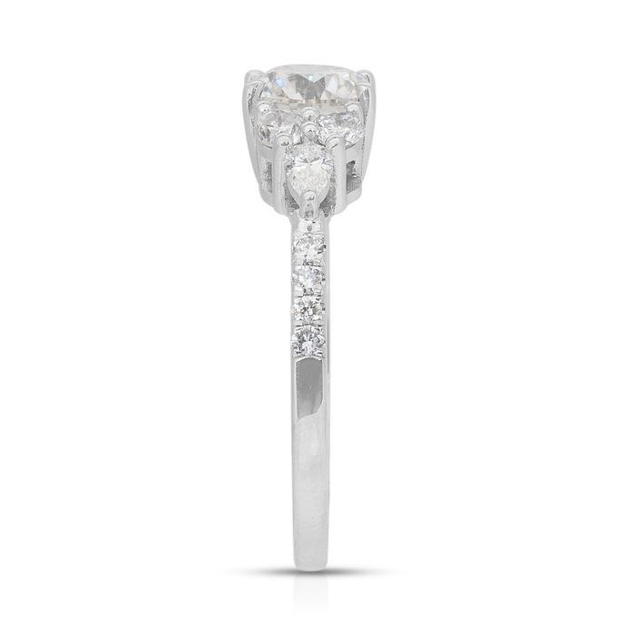 Elegant 1.48ct Diamonds Ring in 18k White Gold - IGI Certified